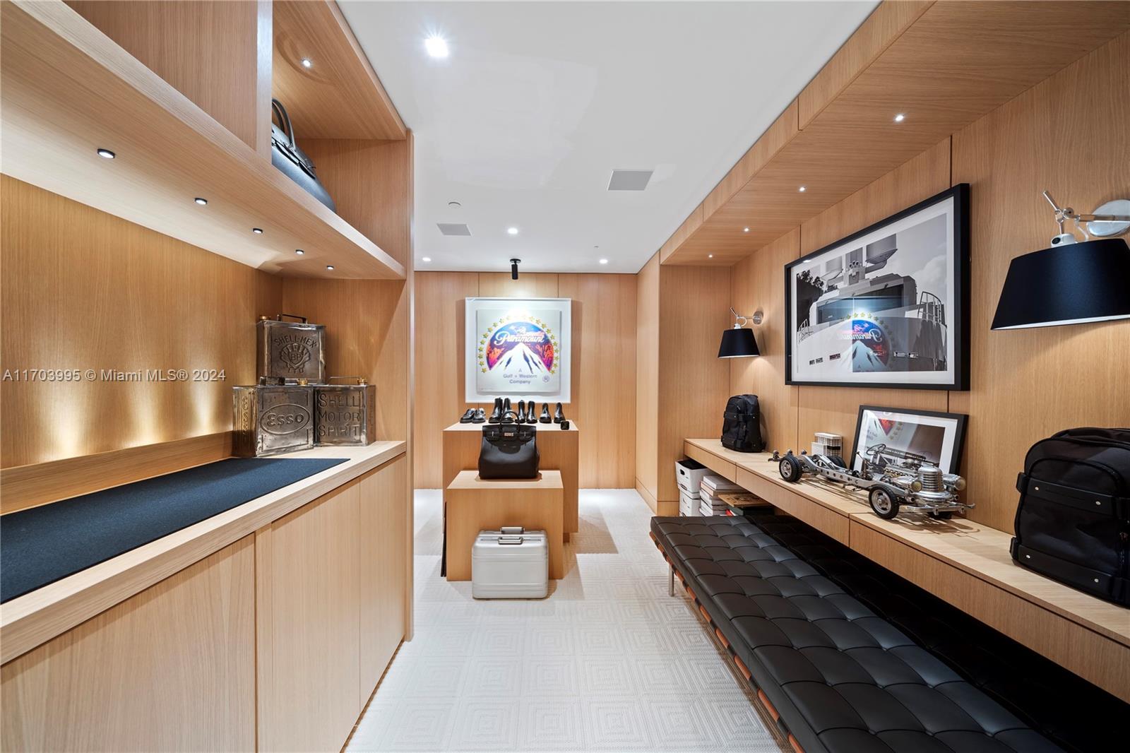 REGALIA CONDO - Residential