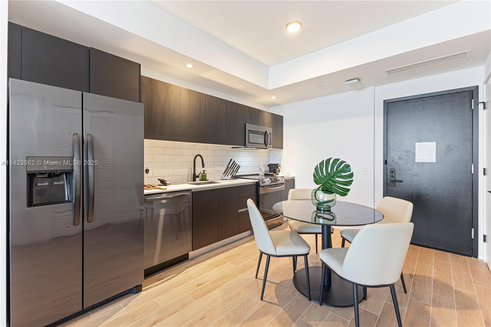 The Elser - Residential