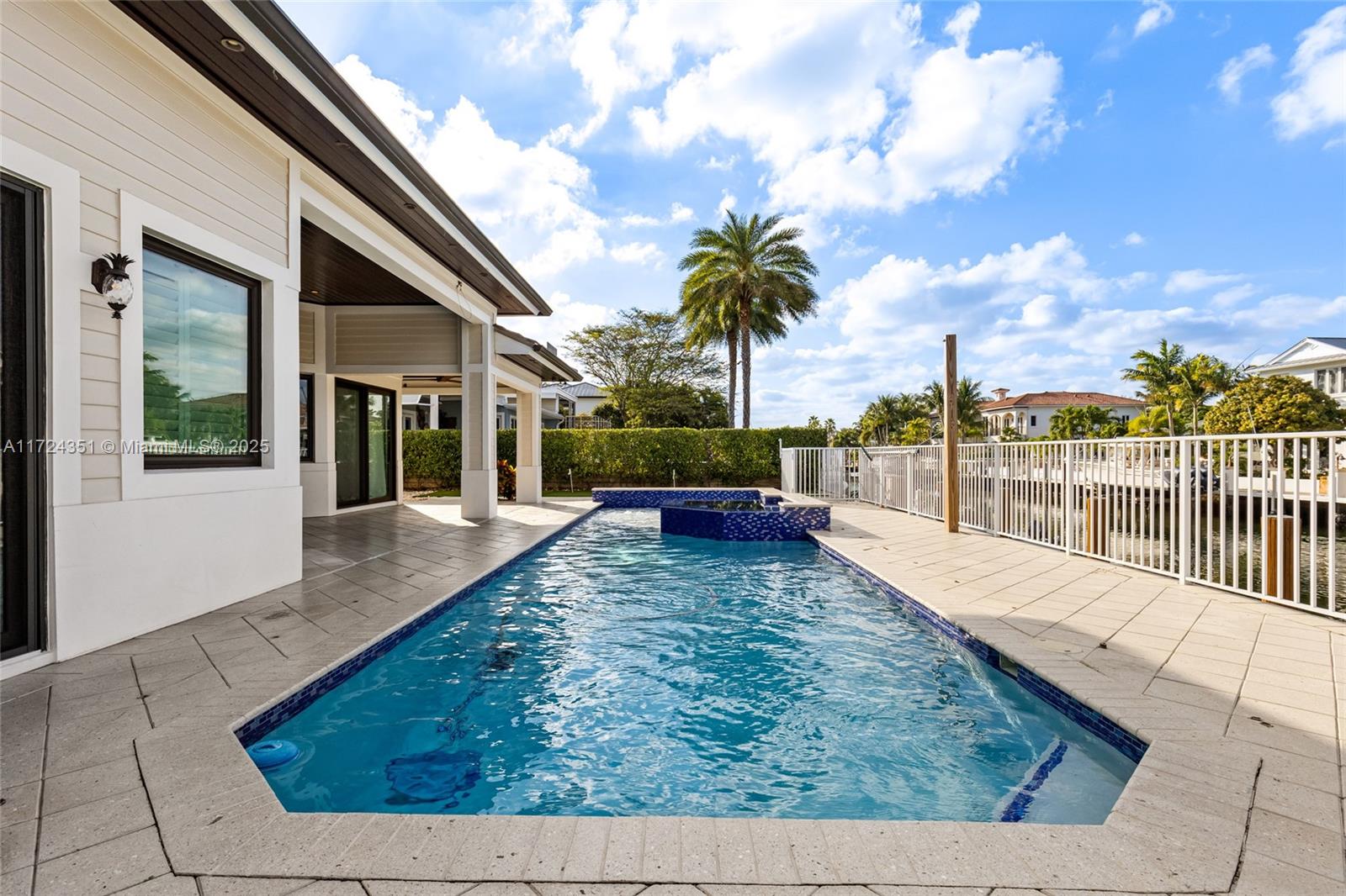 HILLSBORO ISLES - Residential