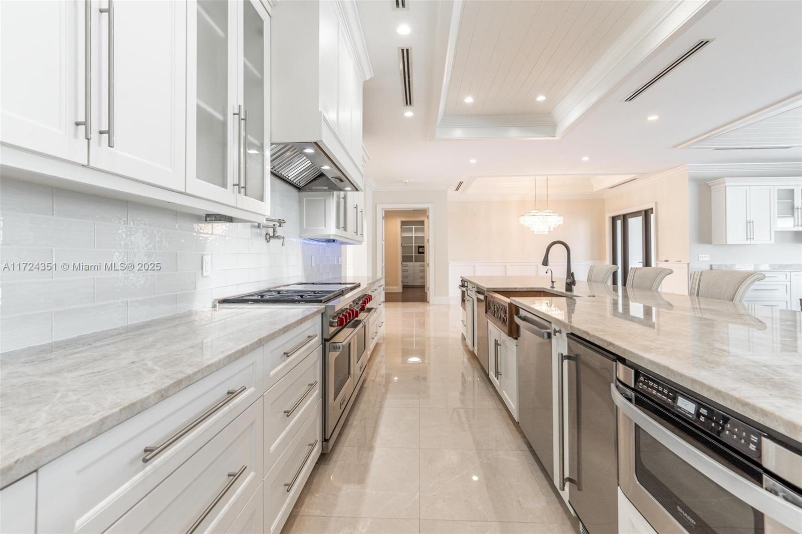 HILLSBORO ISLES - Residential