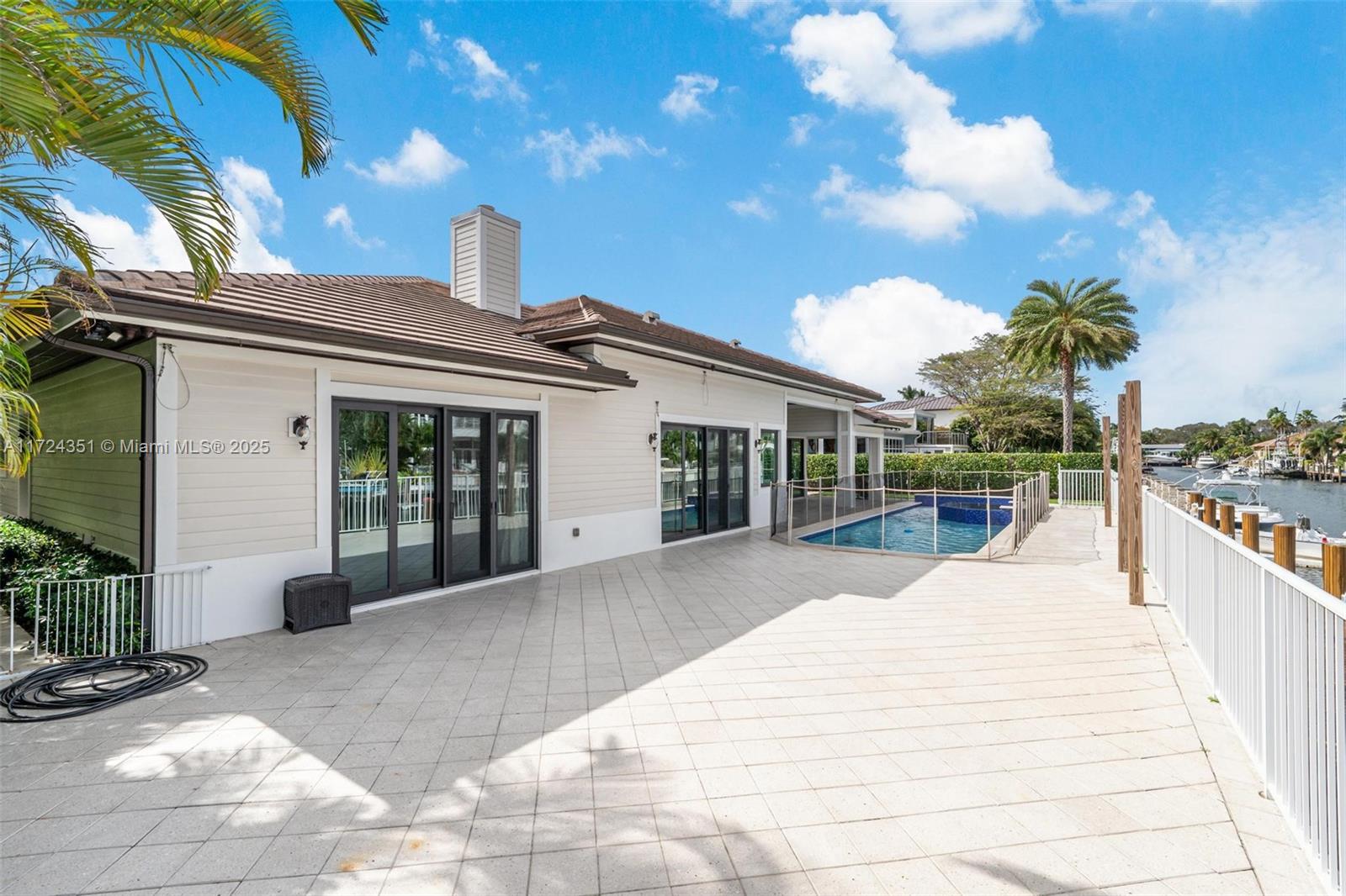 HILLSBORO ISLES - Residential