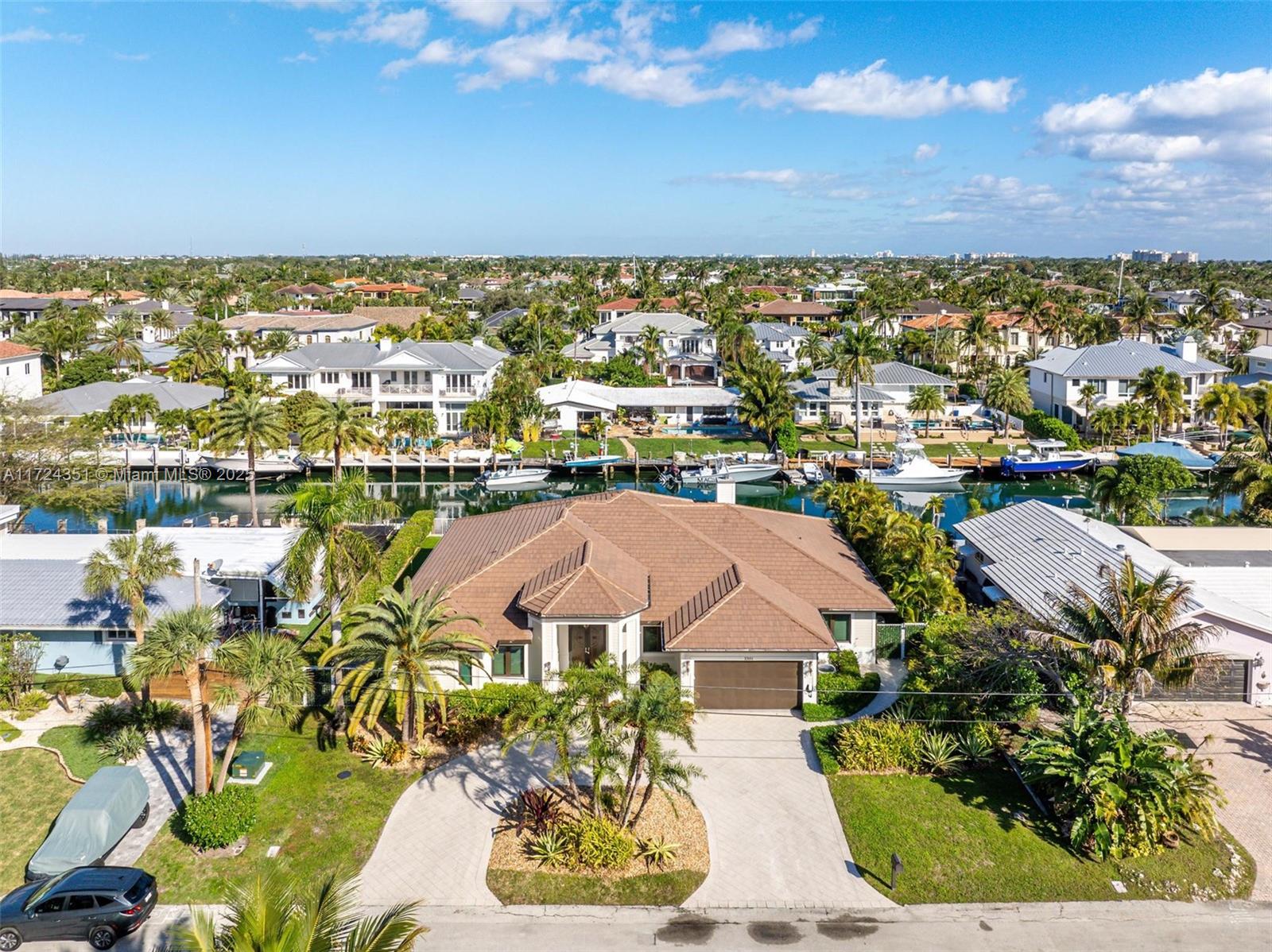 HILLSBORO ISLES - Residential