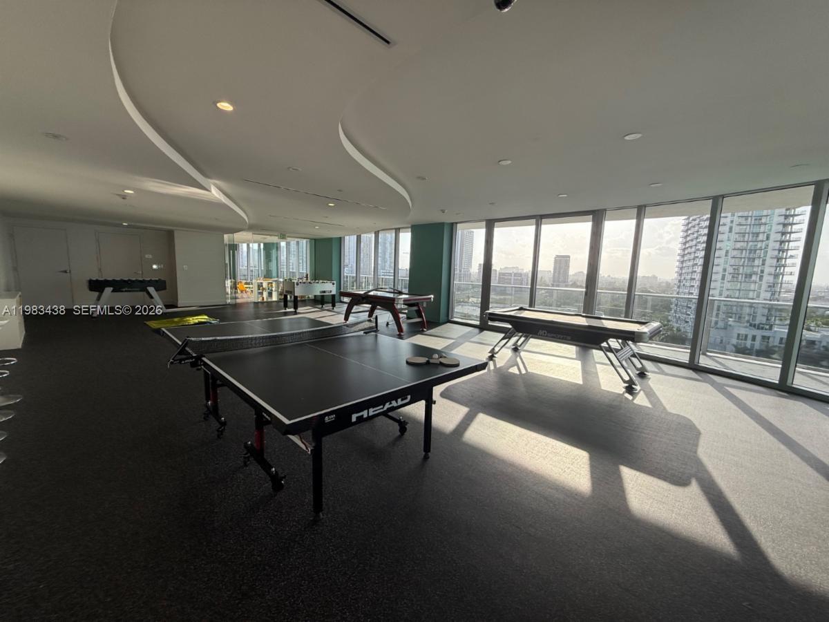 ARIA ON THE BAY CONDO - Residential Lease