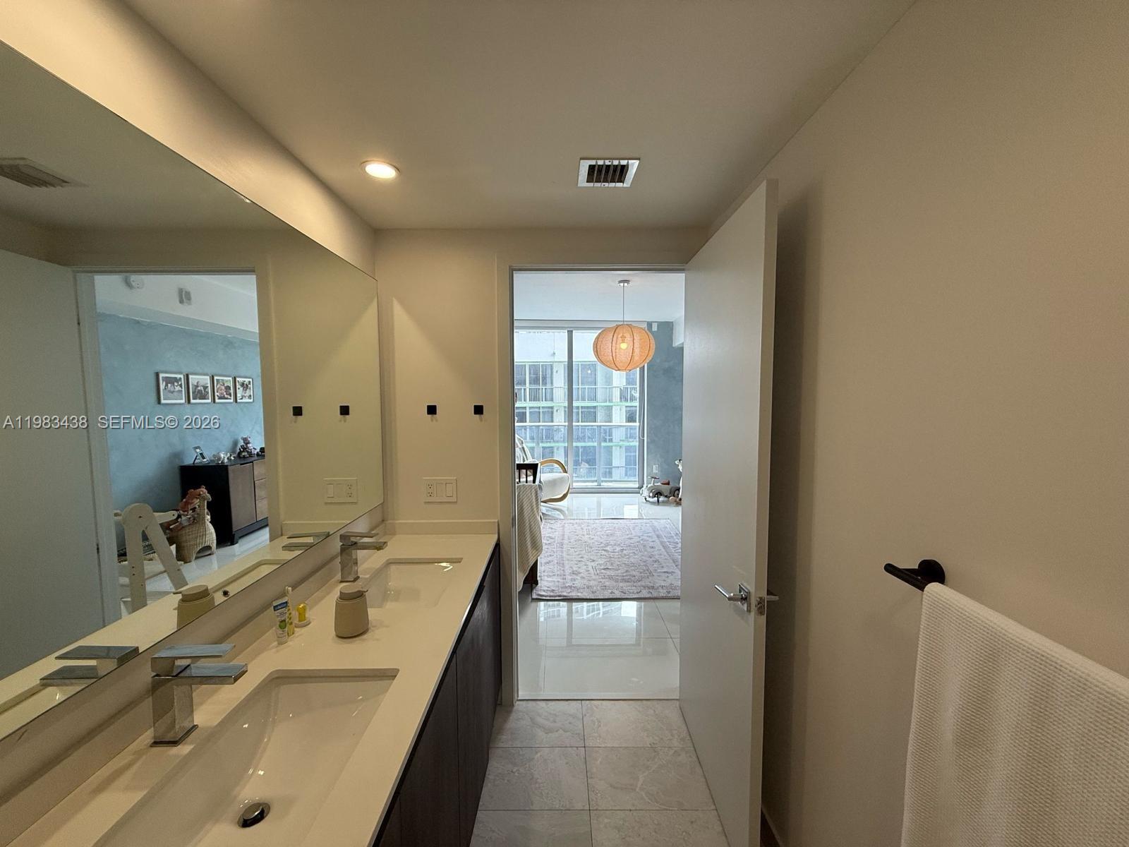 ARIA ON THE BAY CONDO - Residential Lease