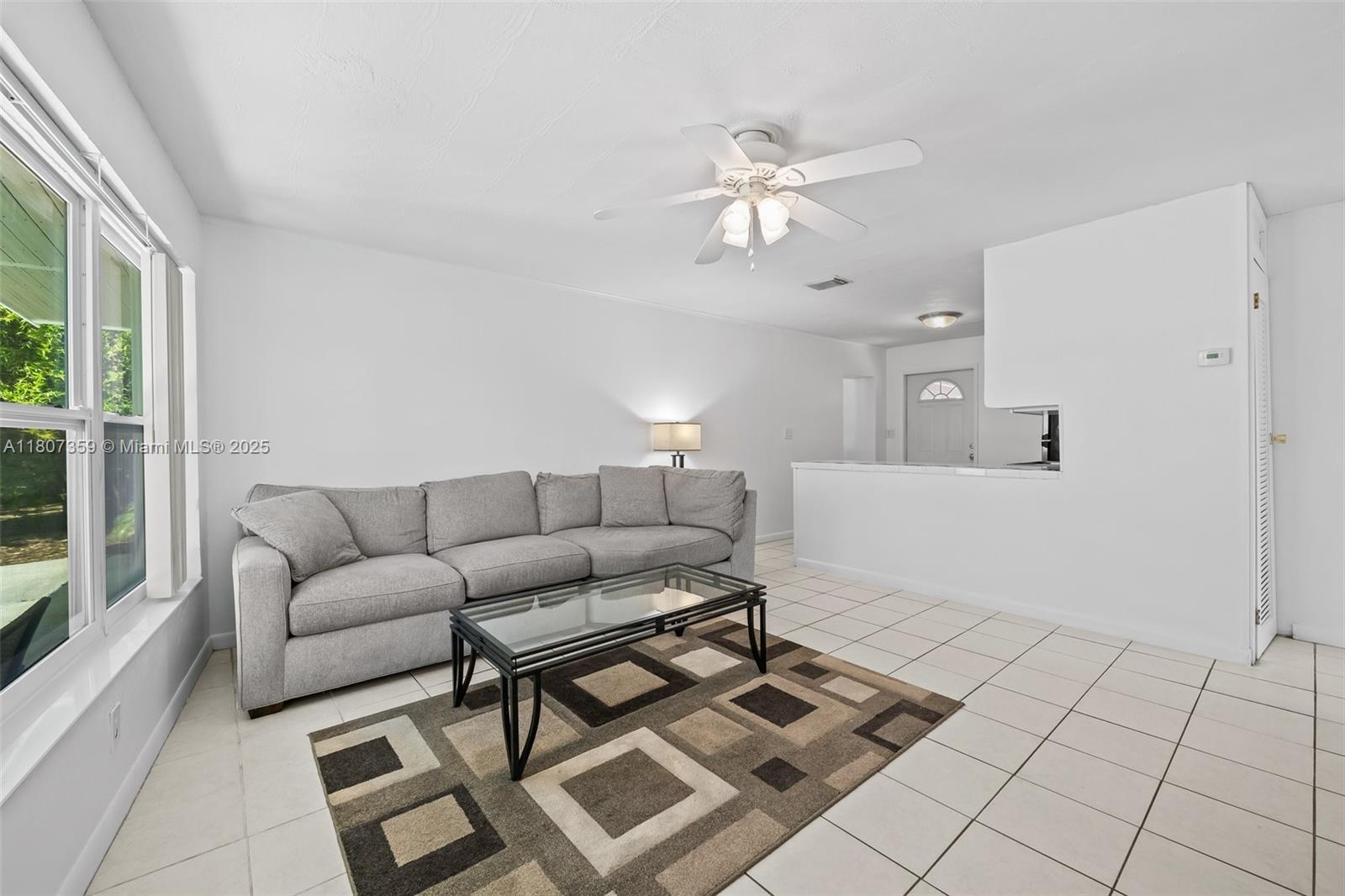 CRESTHAVEN NO 3 - Residential