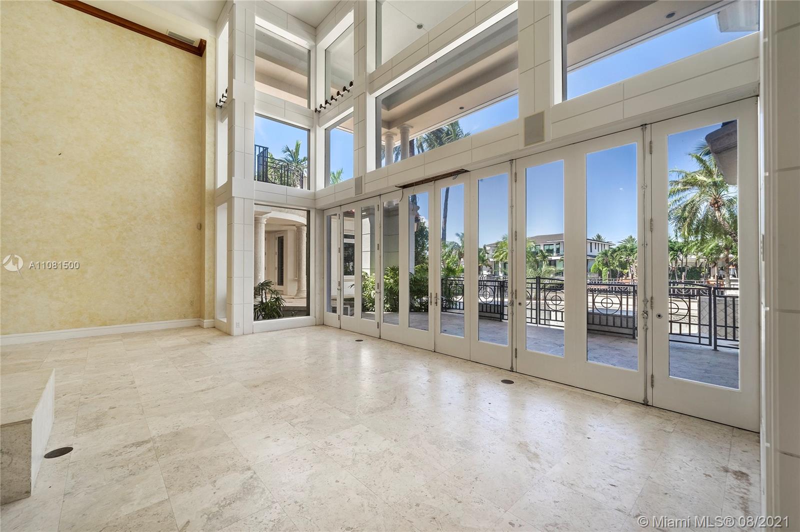 DEL LAGO ISLE - Residential