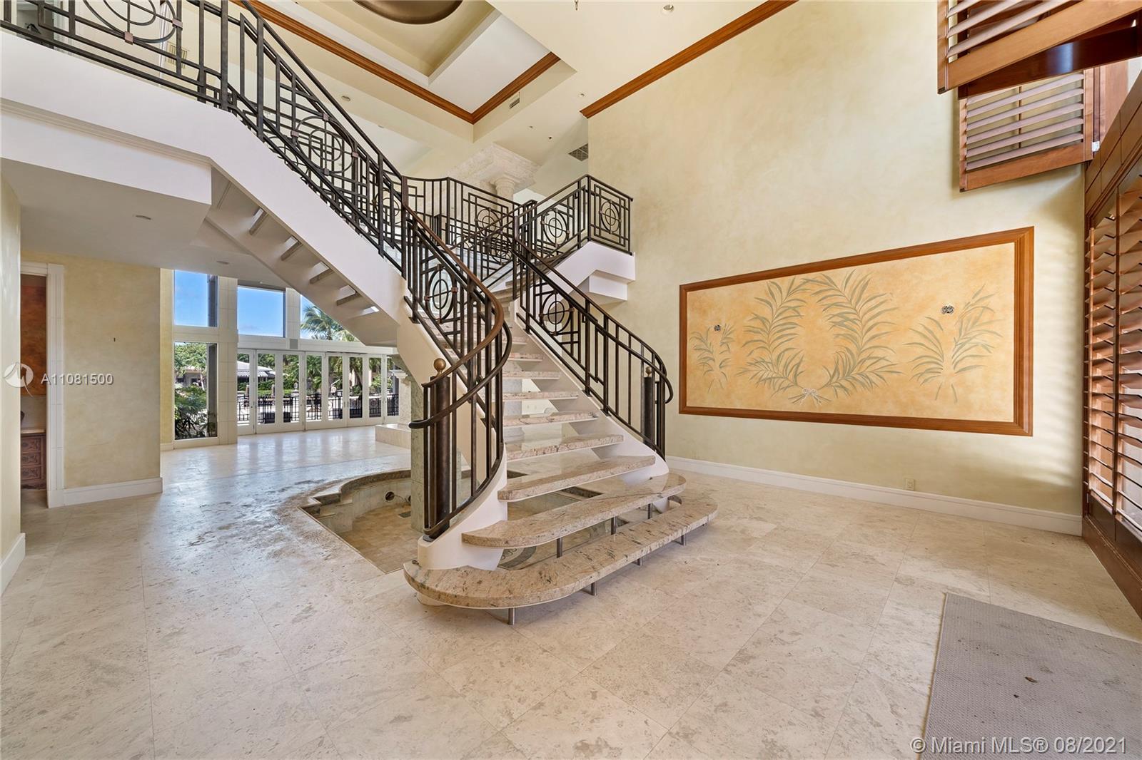 DEL LAGO ISLE - Residential