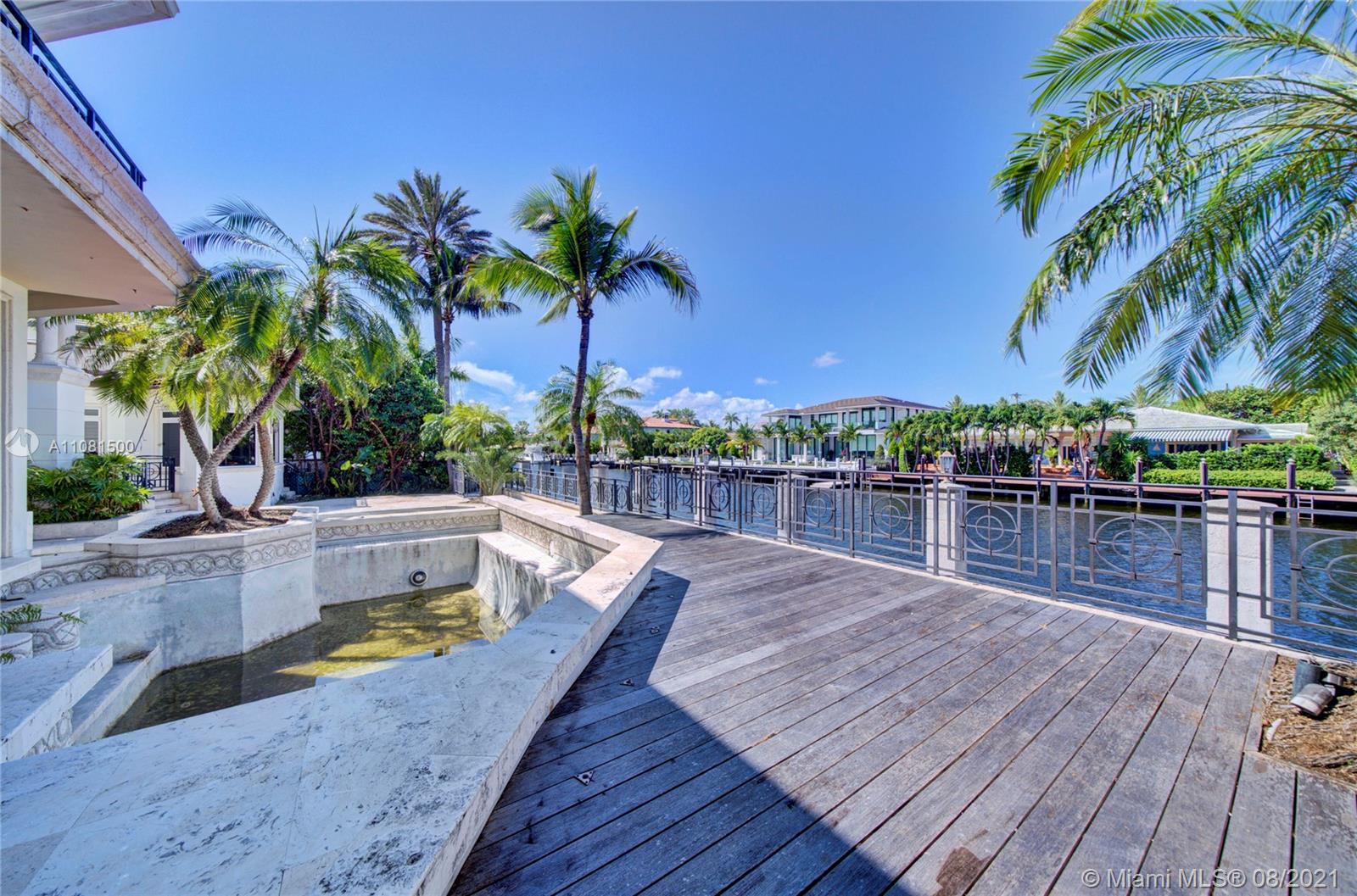 DEL LAGO ISLE - Residential