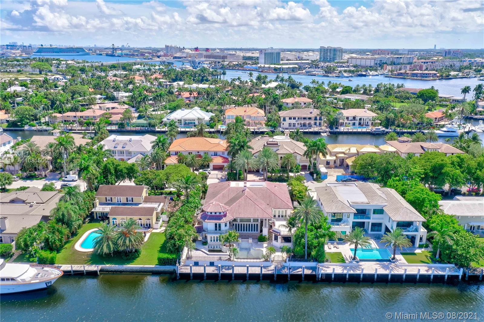 DEL LAGO ISLE - Residential