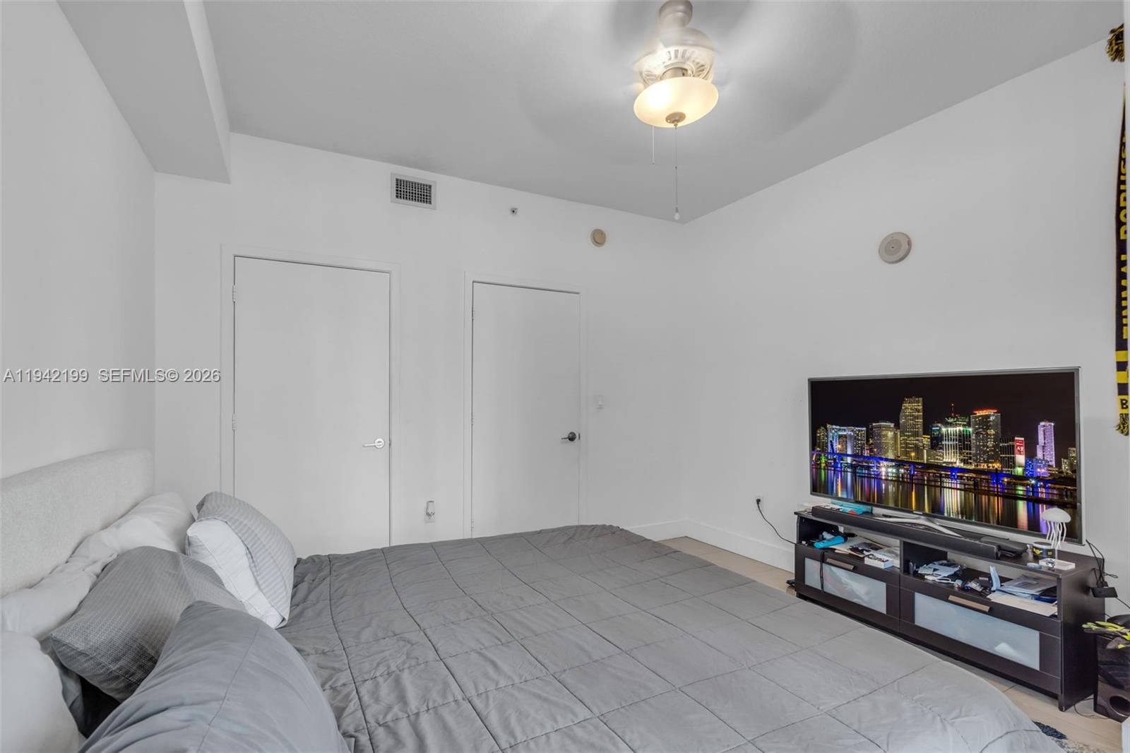 THE AXIS ON BRICKELL II C - Residential