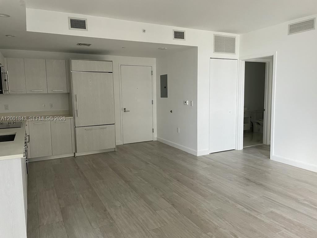 BRICKELL HEIGHTS WEST CON - Residential Lease