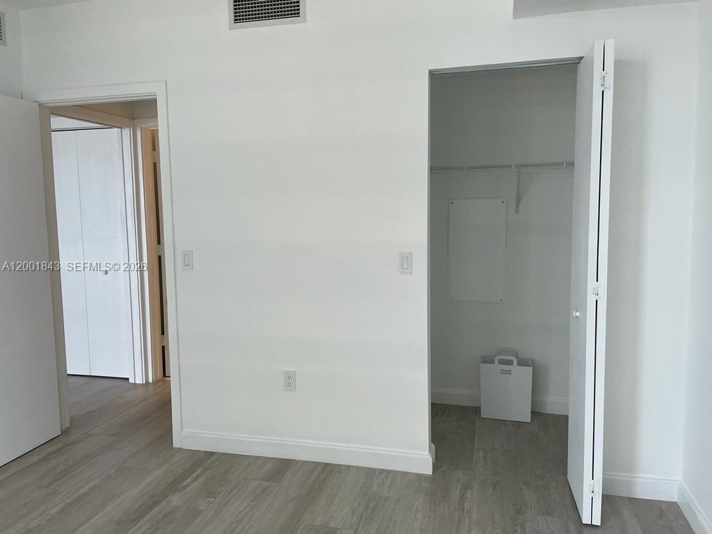 BRICKELL HEIGHTS WEST CON - Residential Lease