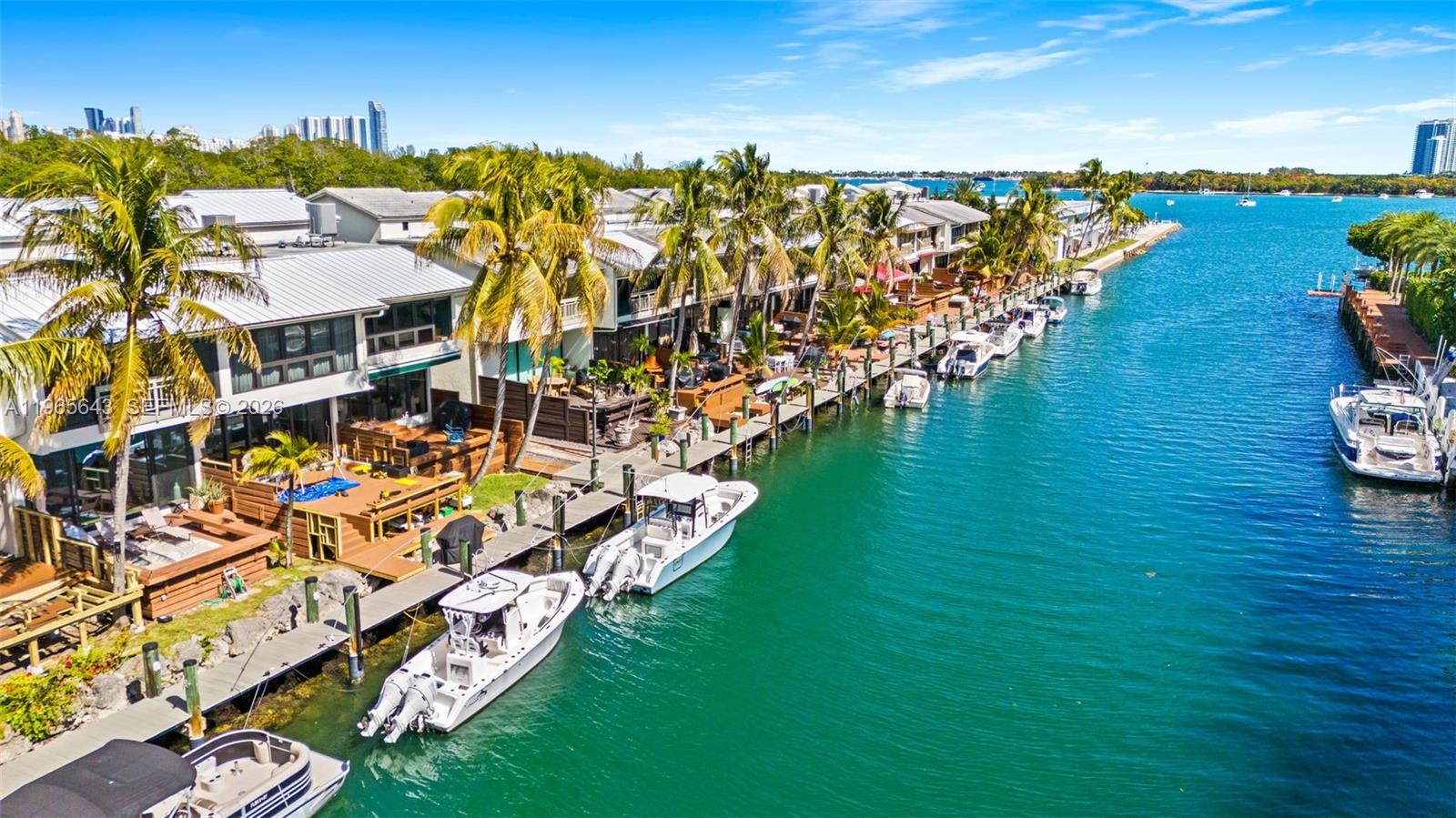 HIDDEN COVE TOWNHOUSES - Residential