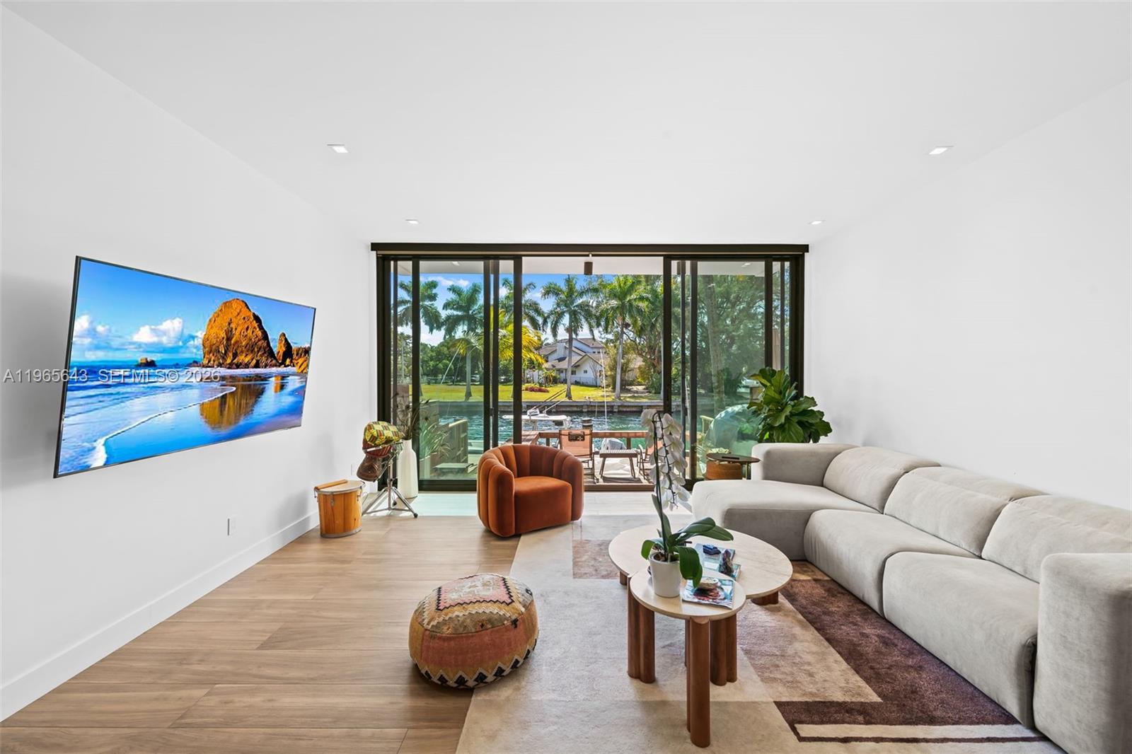 HIDDEN COVE TOWNHOUSES - Residential