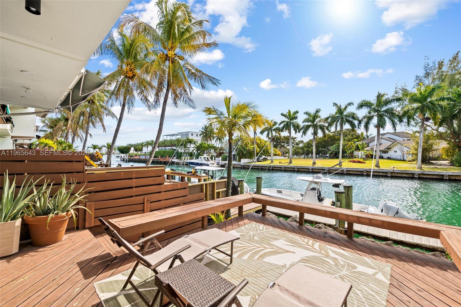 HIDDEN COVE TOWNHOUSES - Residential