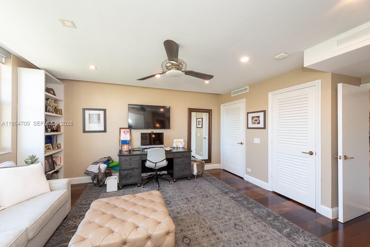 MONTEGO CLUB CONDO - Residential