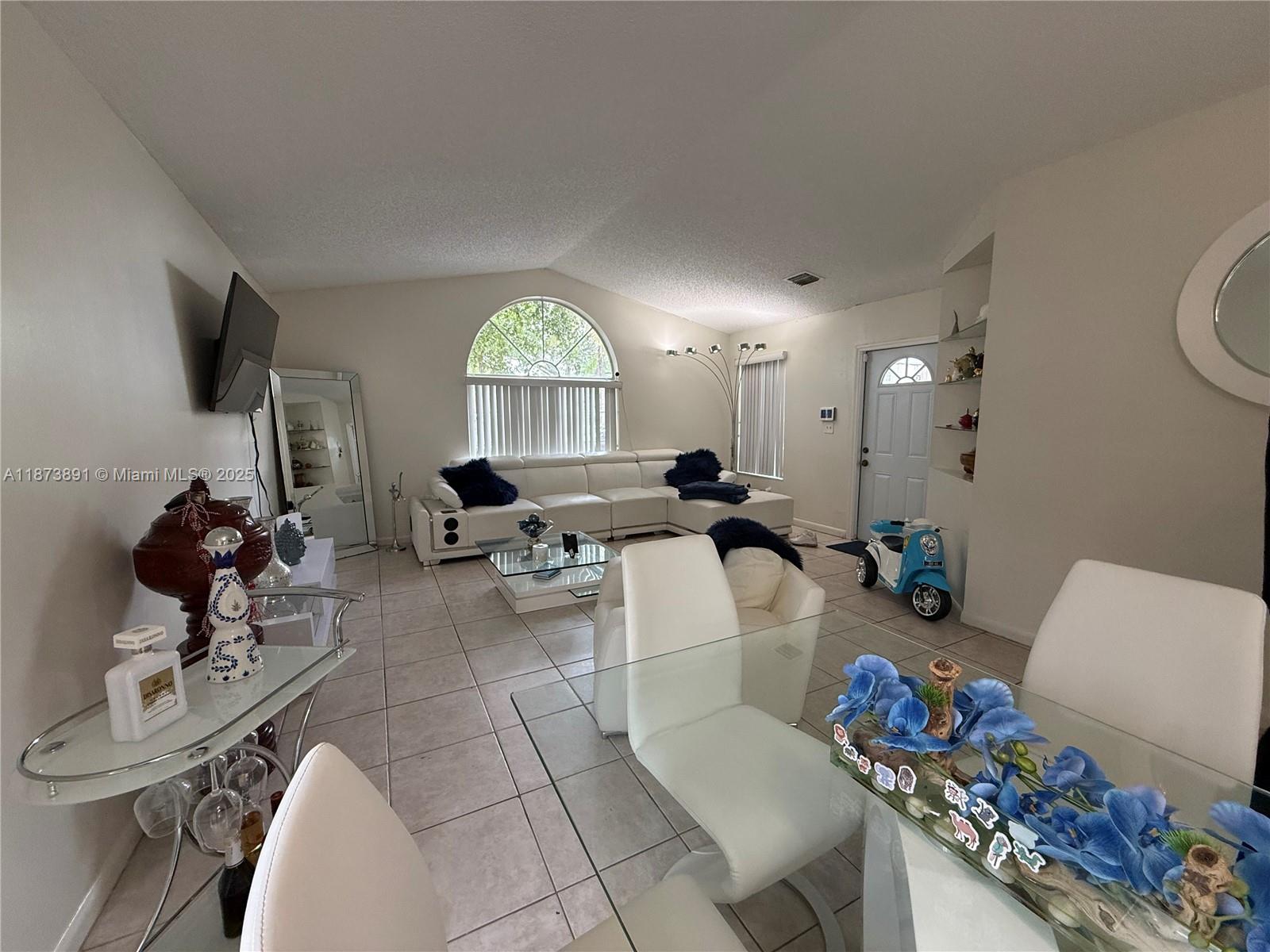 14560 SW 124th Pl 1560