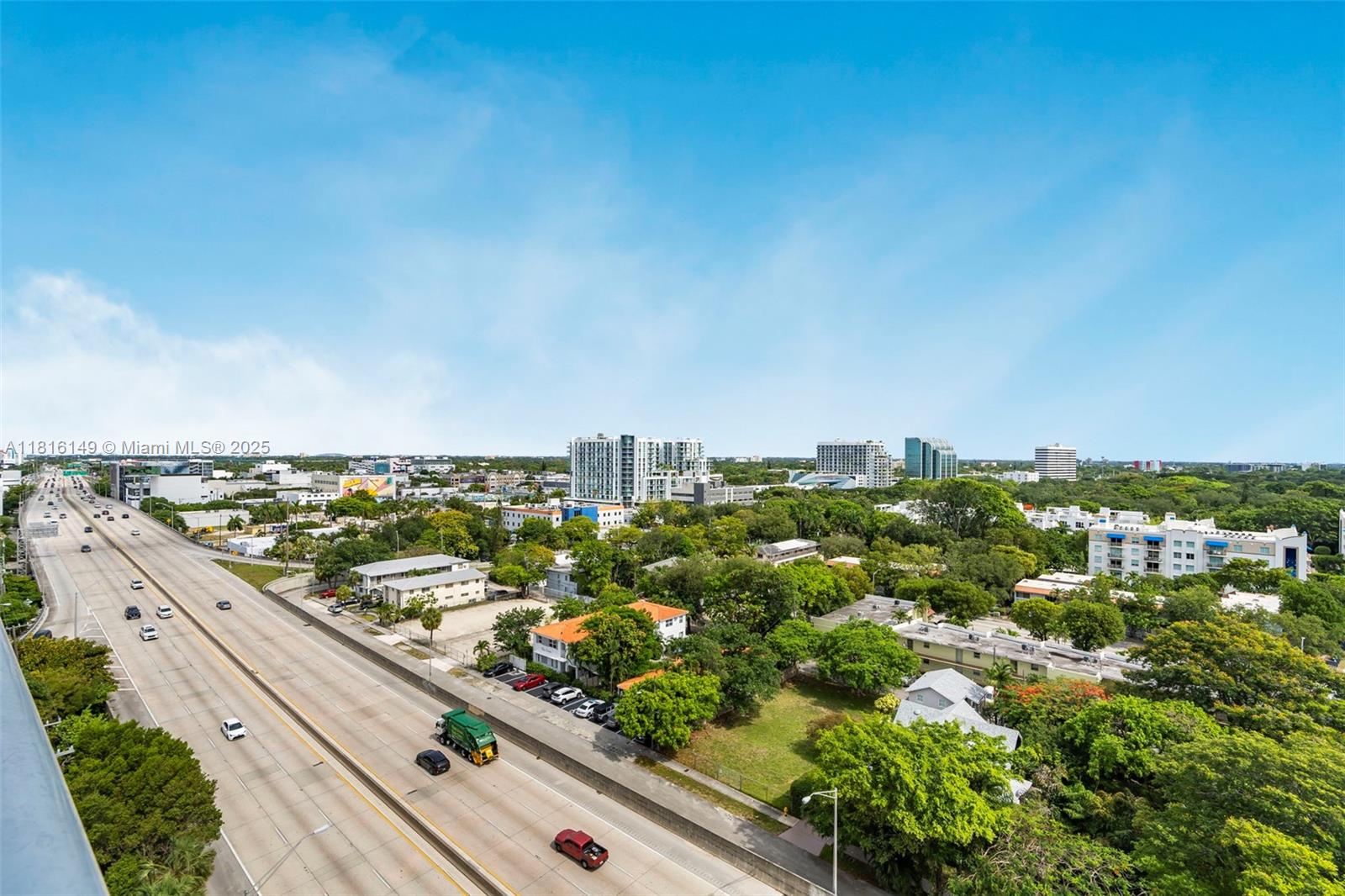 BLUE CONDO - Residential