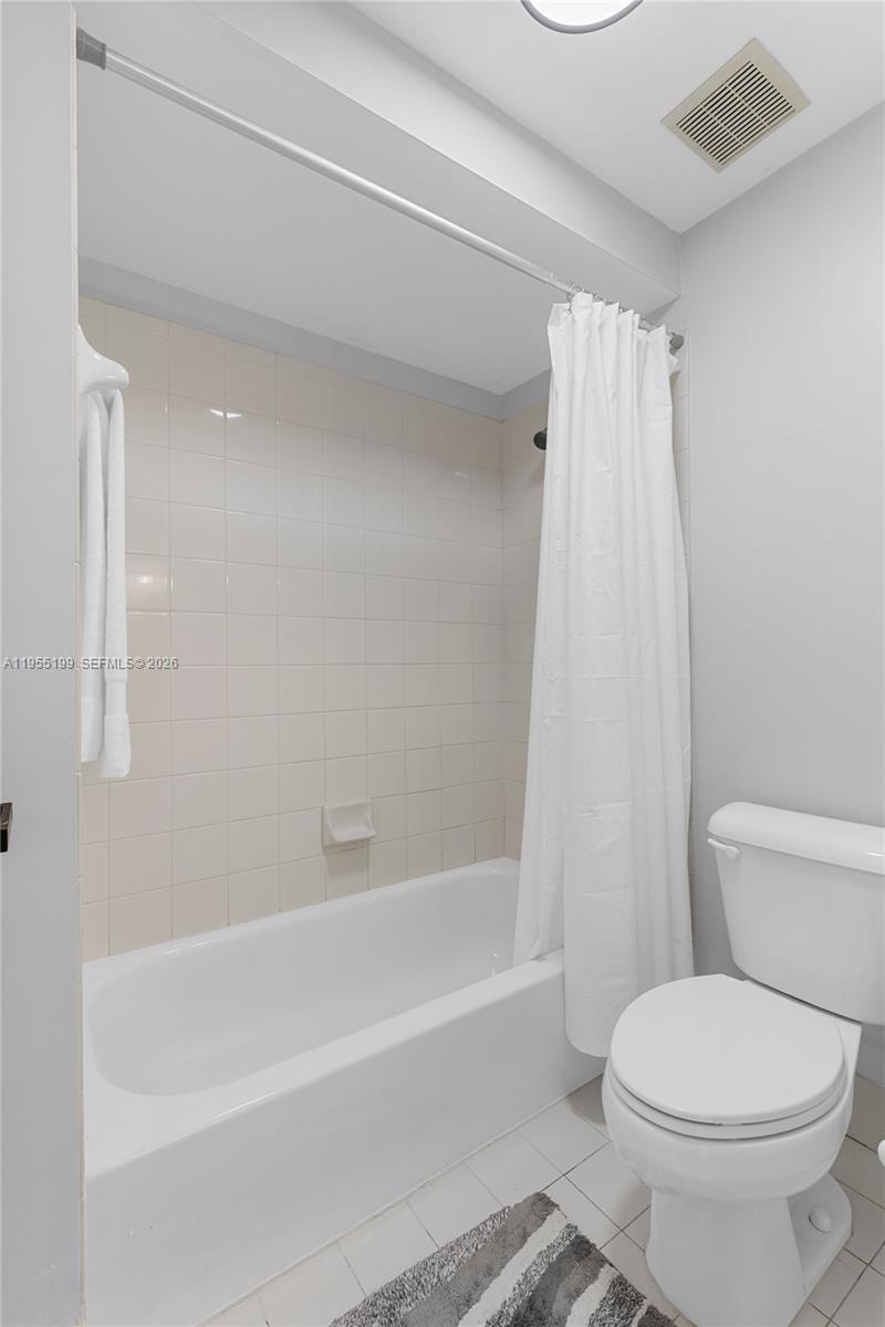 PEMBROKE ISLES 1 - Residential