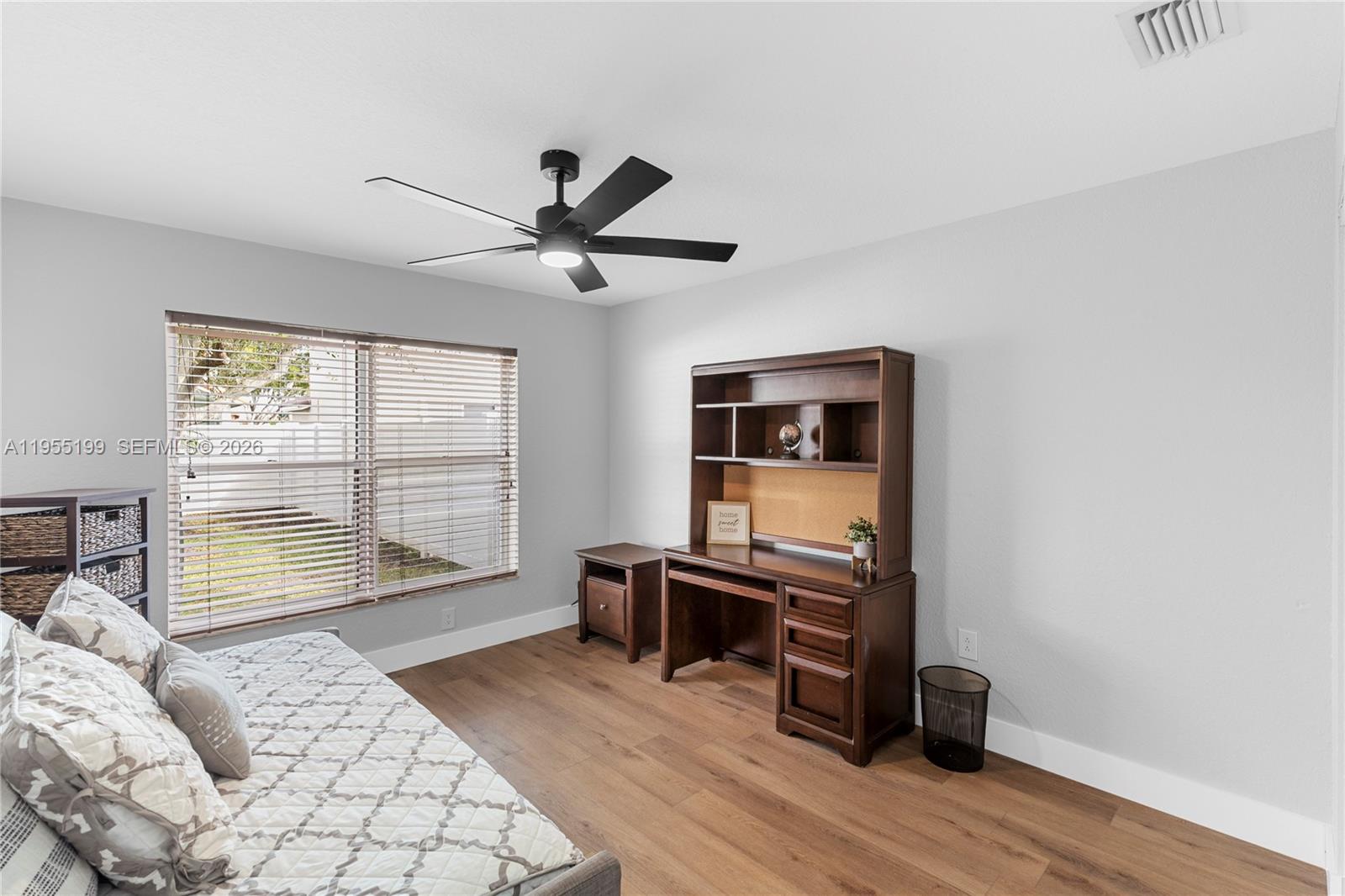 PEMBROKE ISLES 1 - Residential