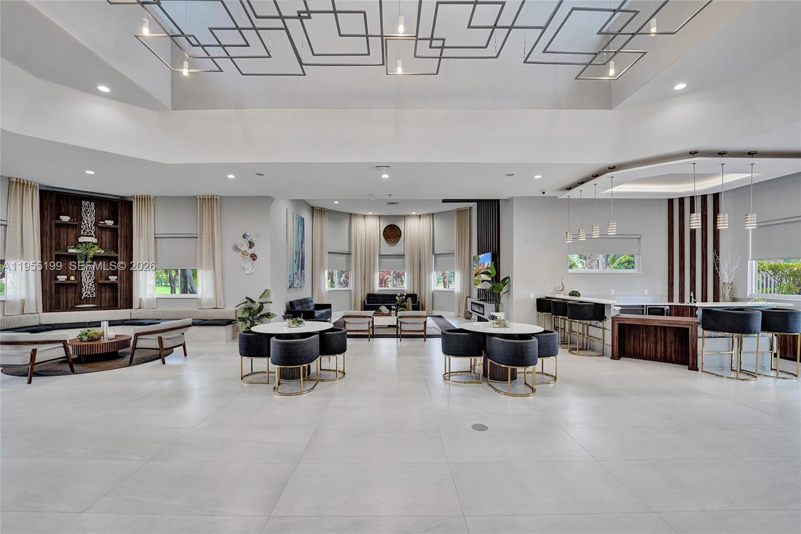 PEMBROKE ISLES 1 - Residential