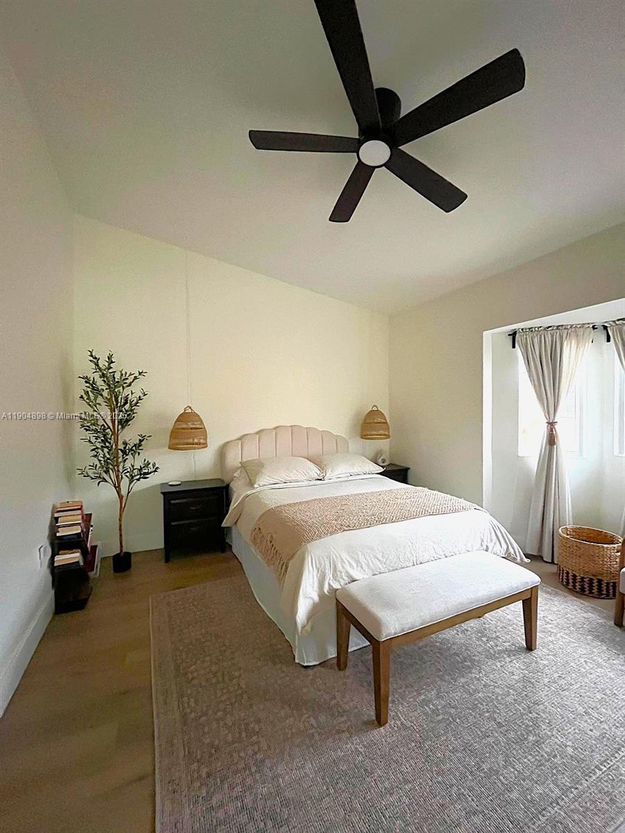 SIENNA VILLAS CONDO - Residential Lease