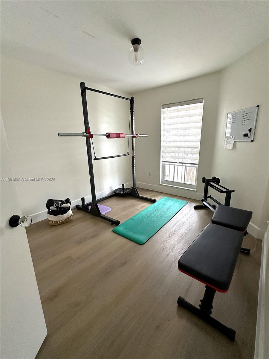 SIENNA VILLAS CONDO - Residential Lease