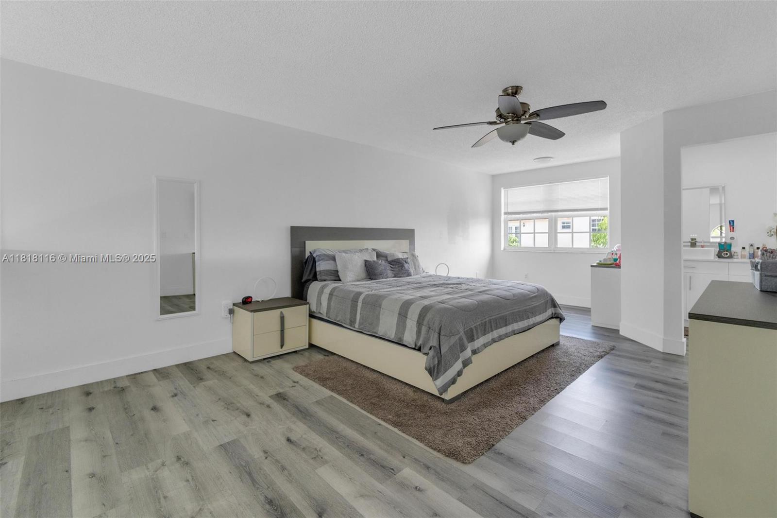 PRINCETONIAN ESTATES - Residential