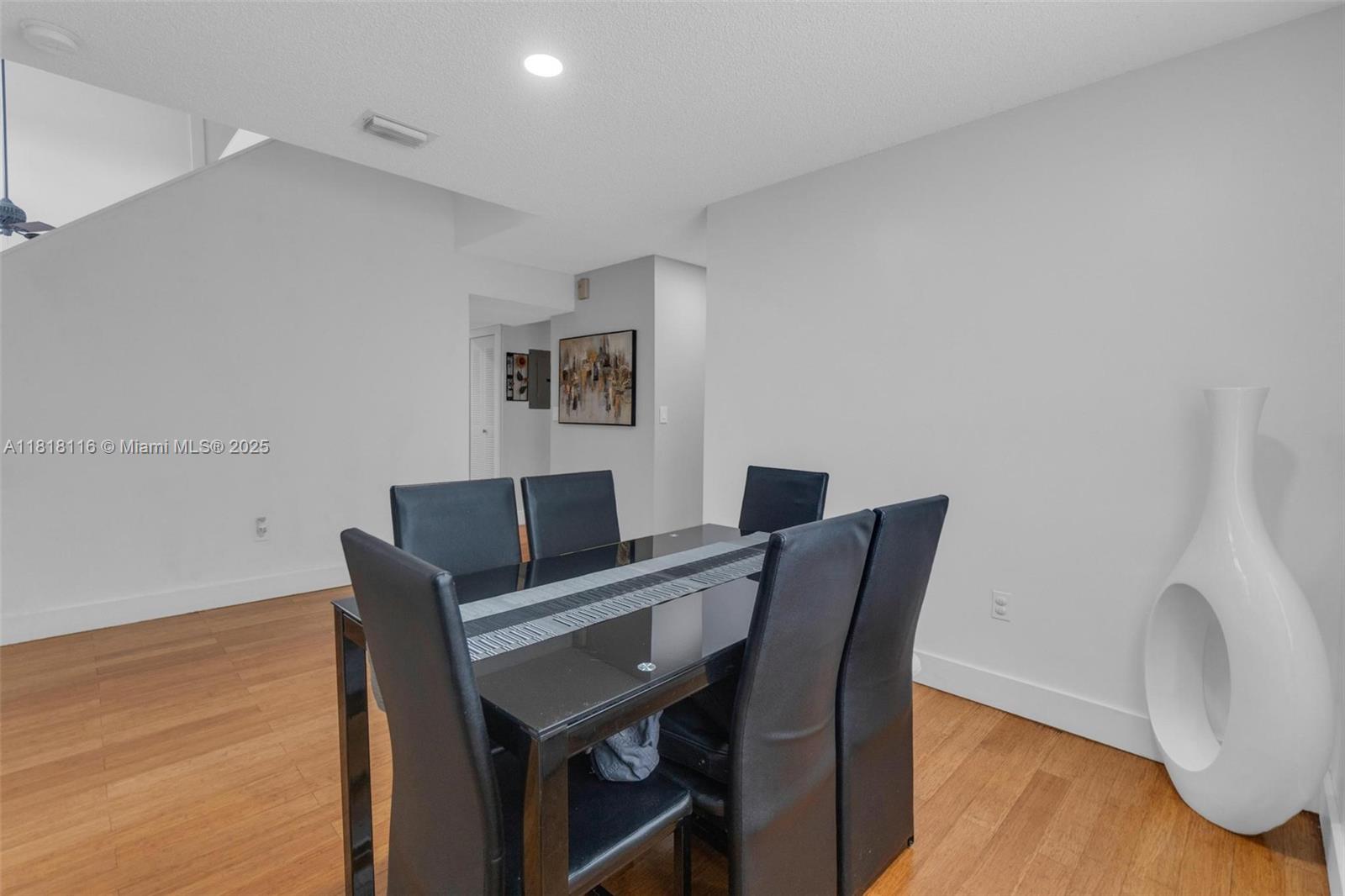 PRINCETONIAN ESTATES - Residential