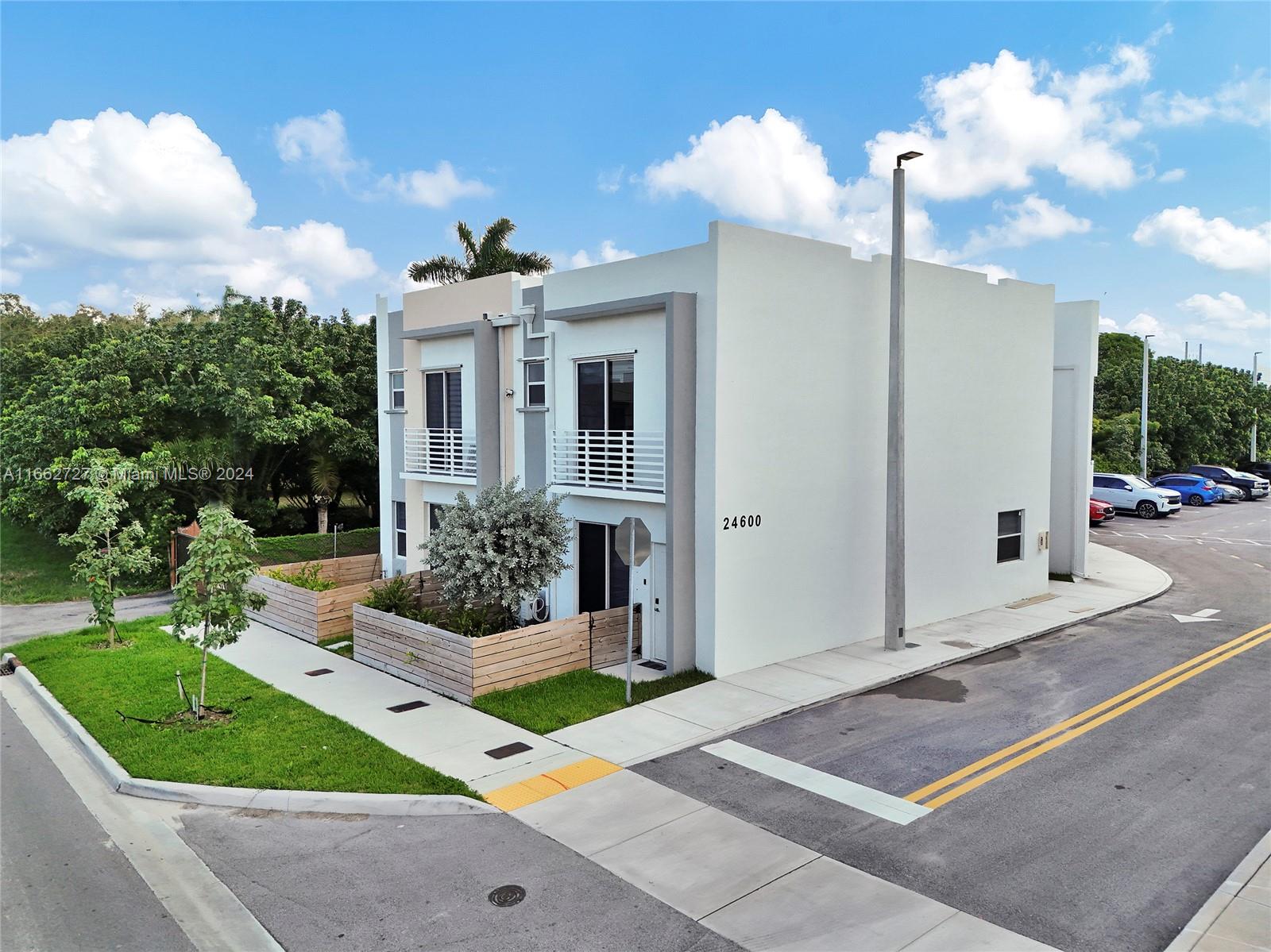 Property for Sale at 24600 Sw 129th Ave 2, Homestead, Miami-Dade County, Florida - Bedrooms: 4 
Bathrooms: 4  - $385,000
