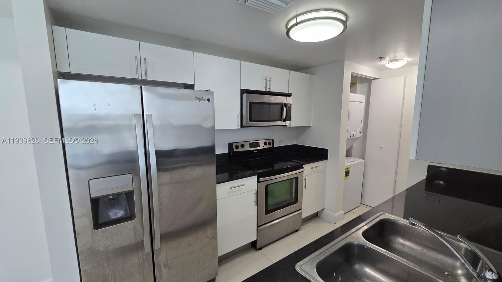 TERRAZAS RIVERPARK VILLAG - Residential