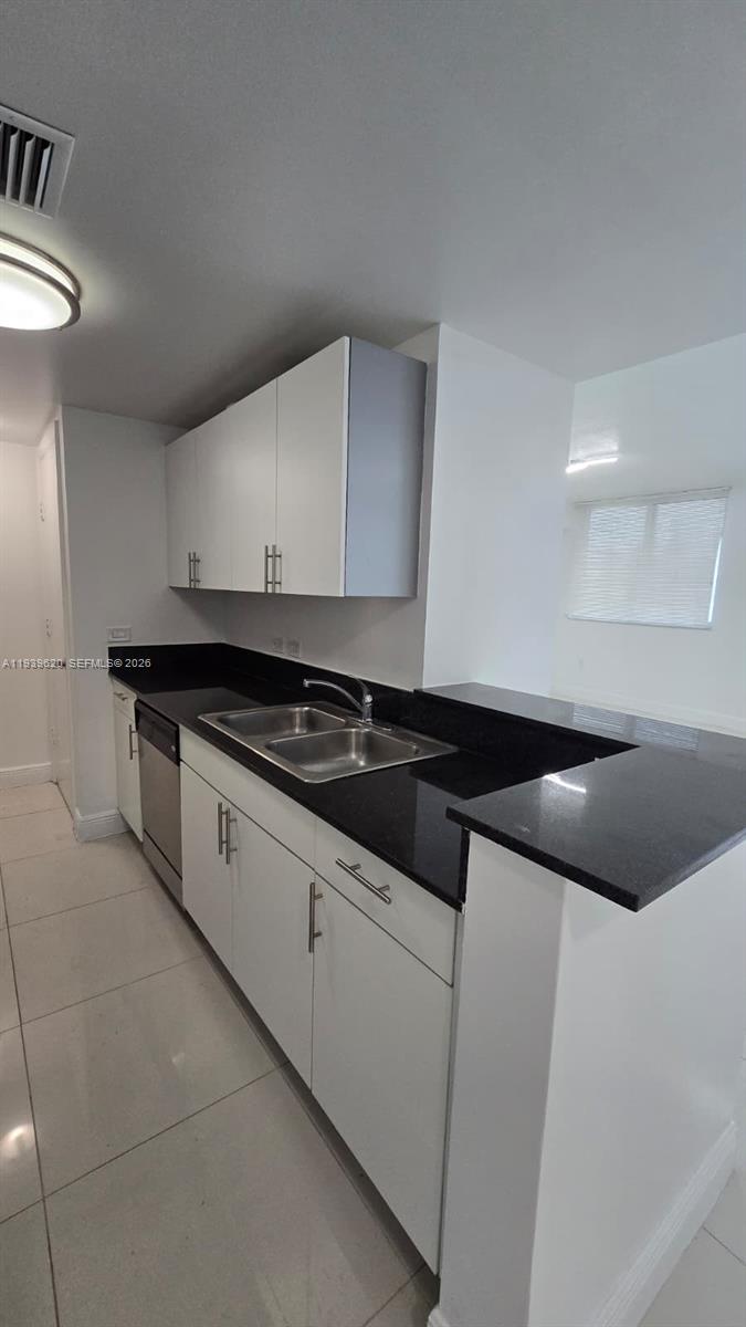 TERRAZAS RIVERPARK VILLAG - Residential