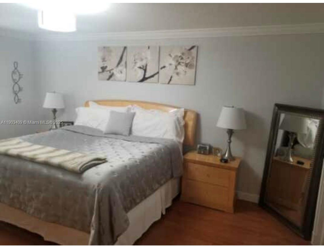 PINE CREST VILLAGE II AT - Residential Lease