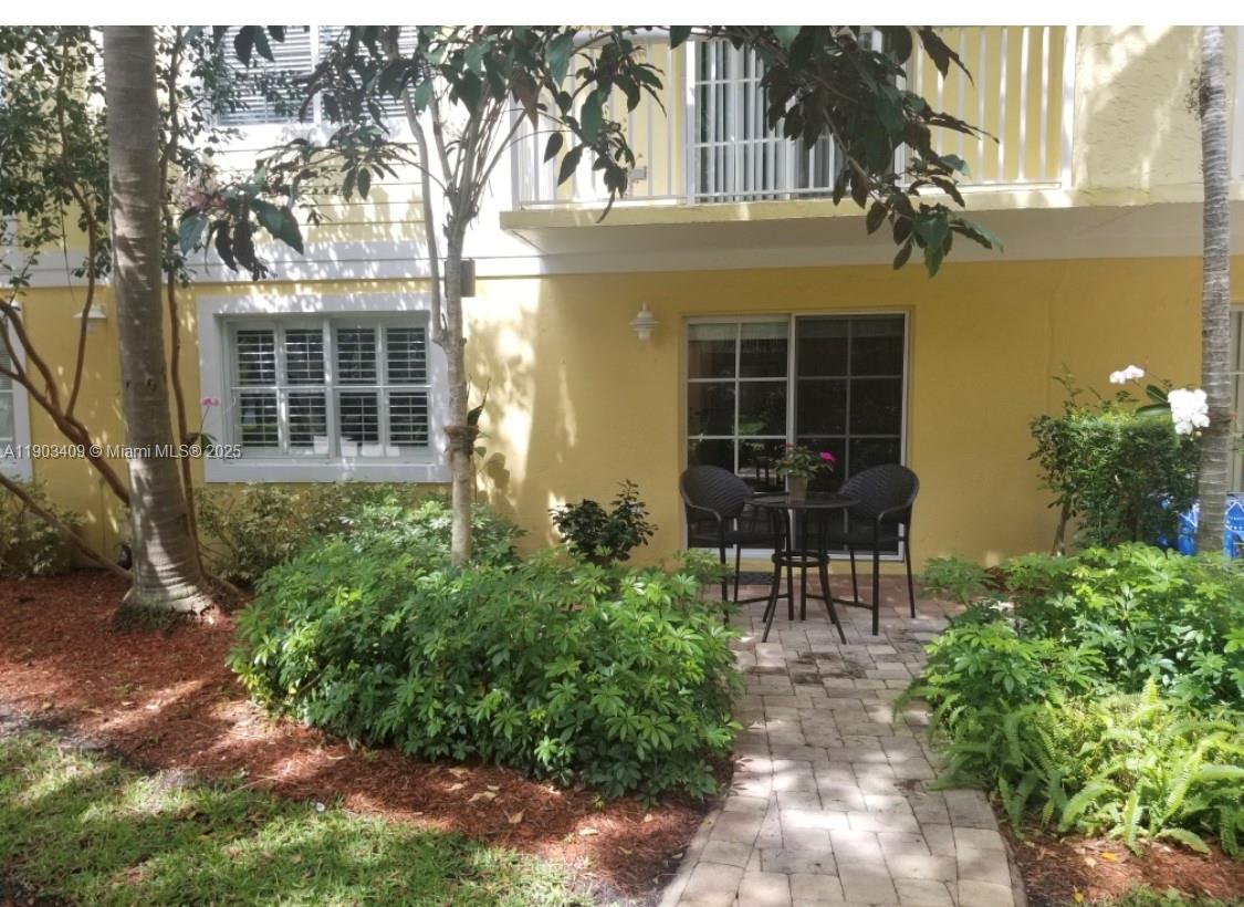 PINE CREST VILLAGE II AT - Residential Lease