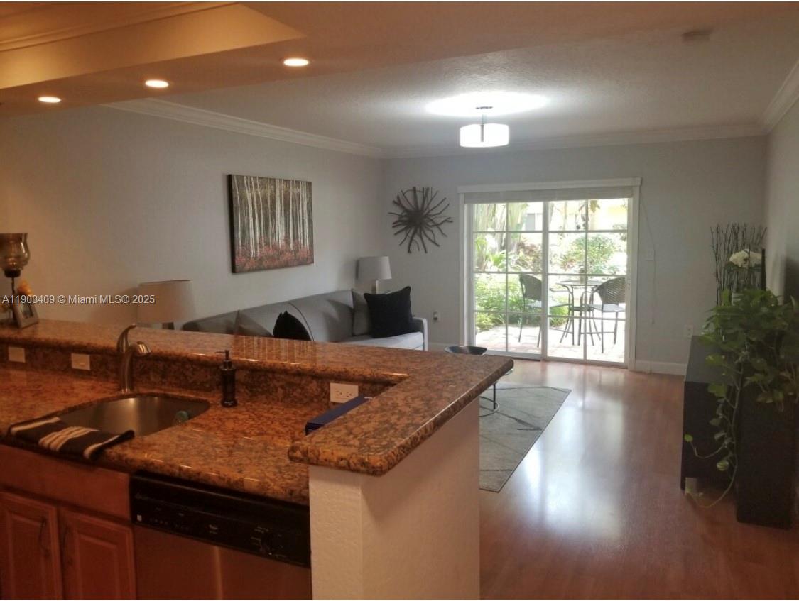 PINE CREST VILLAGE II AT - Residential Lease