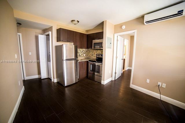 BRICKELL RIVERVIEW - Residential Lease