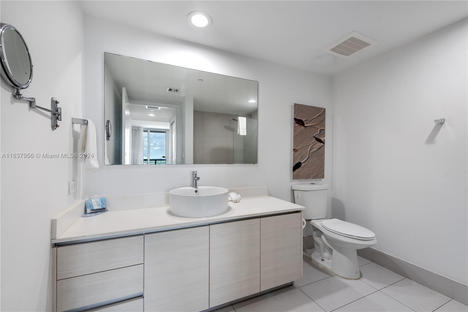 BEACHWALK CONDOMINIUM - Residential