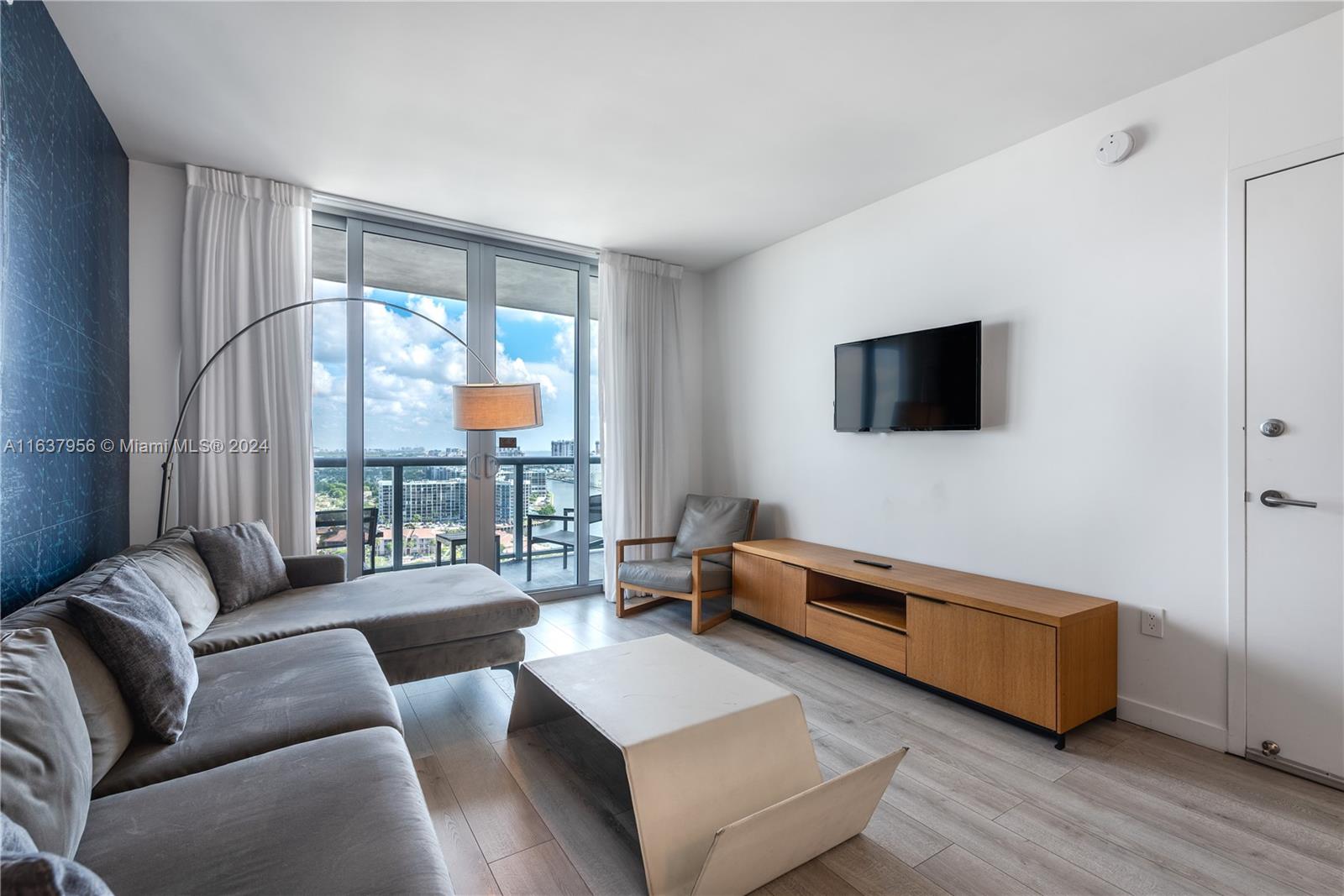 BEACHWALK CONDOMINIUM - Residential