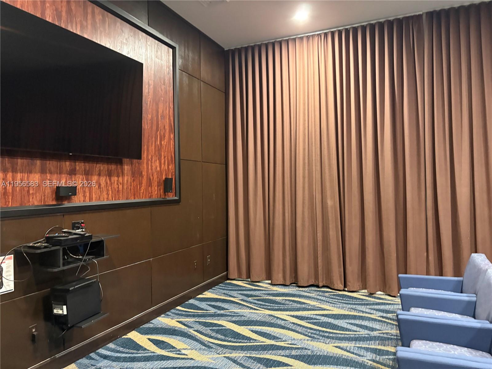 VENTURE AT AVENTURA EAST - Residential