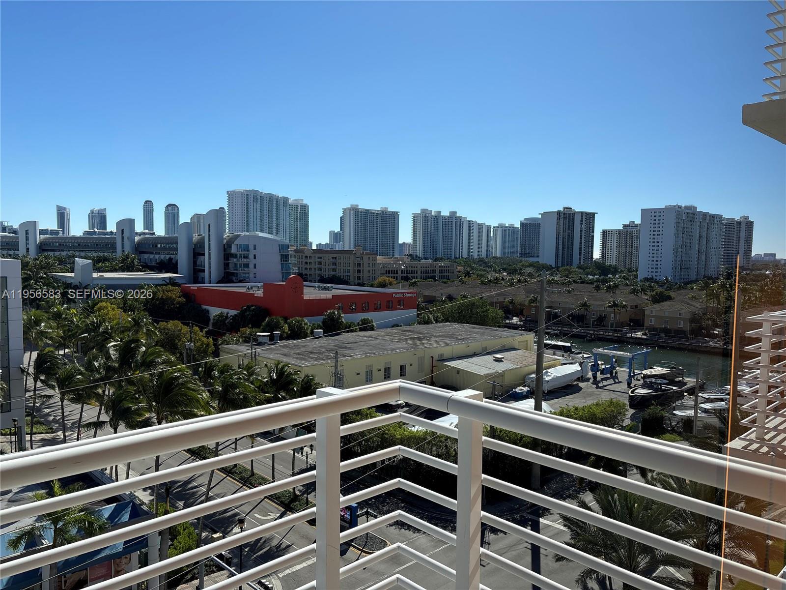 VENTURE AT AVENTURA EAST - Residential