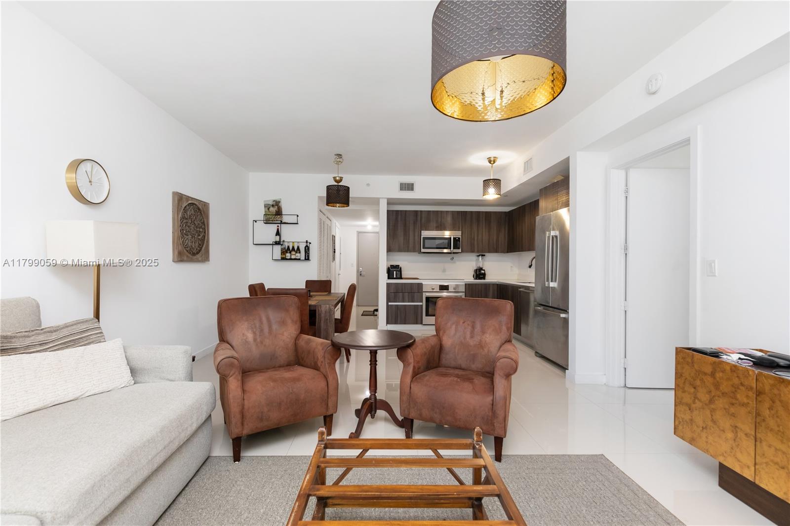 ARIA ON THE BAY CONDO - Residential