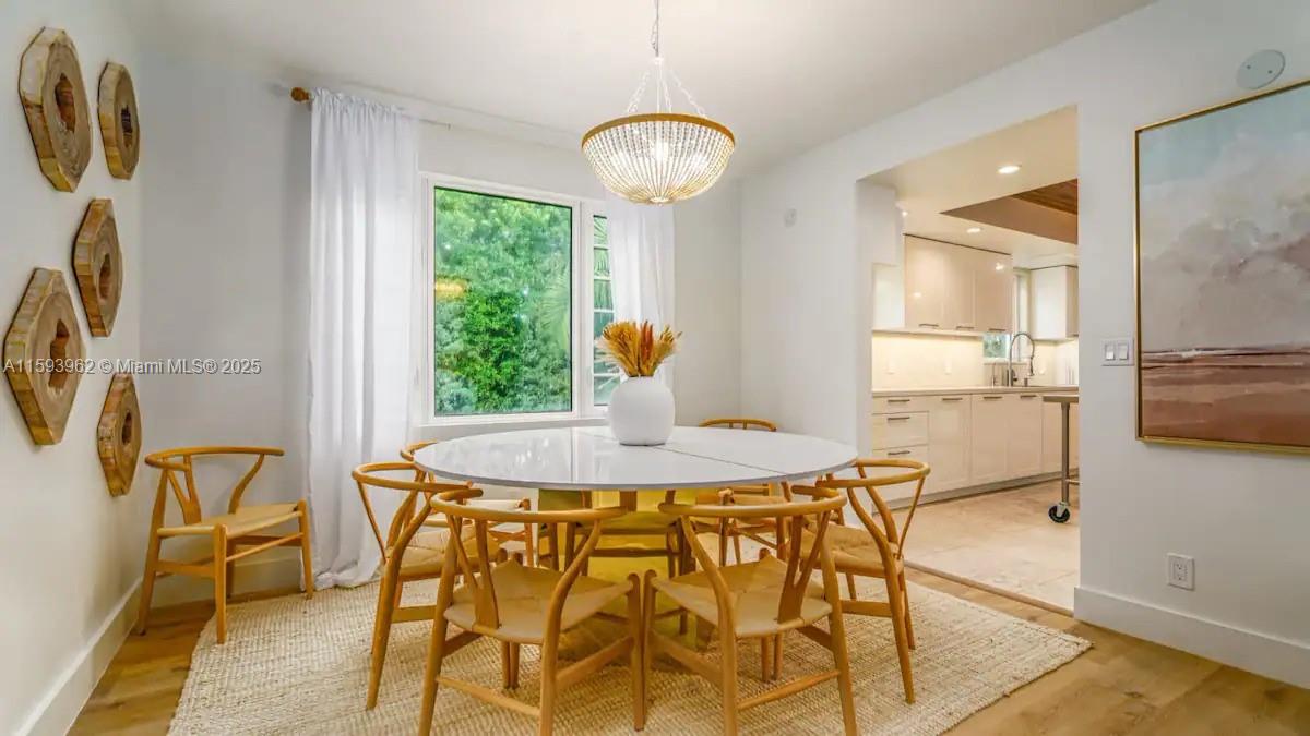HOLLYWOOD BEACH - Residential