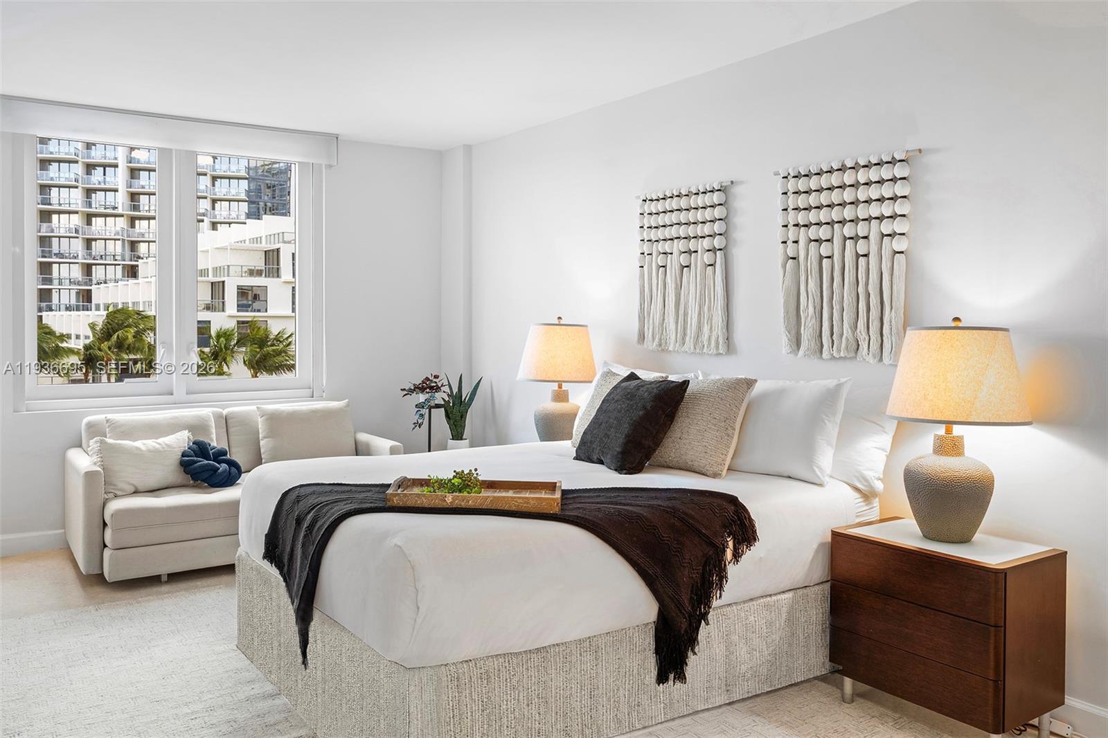 2301 Collins Ave 408