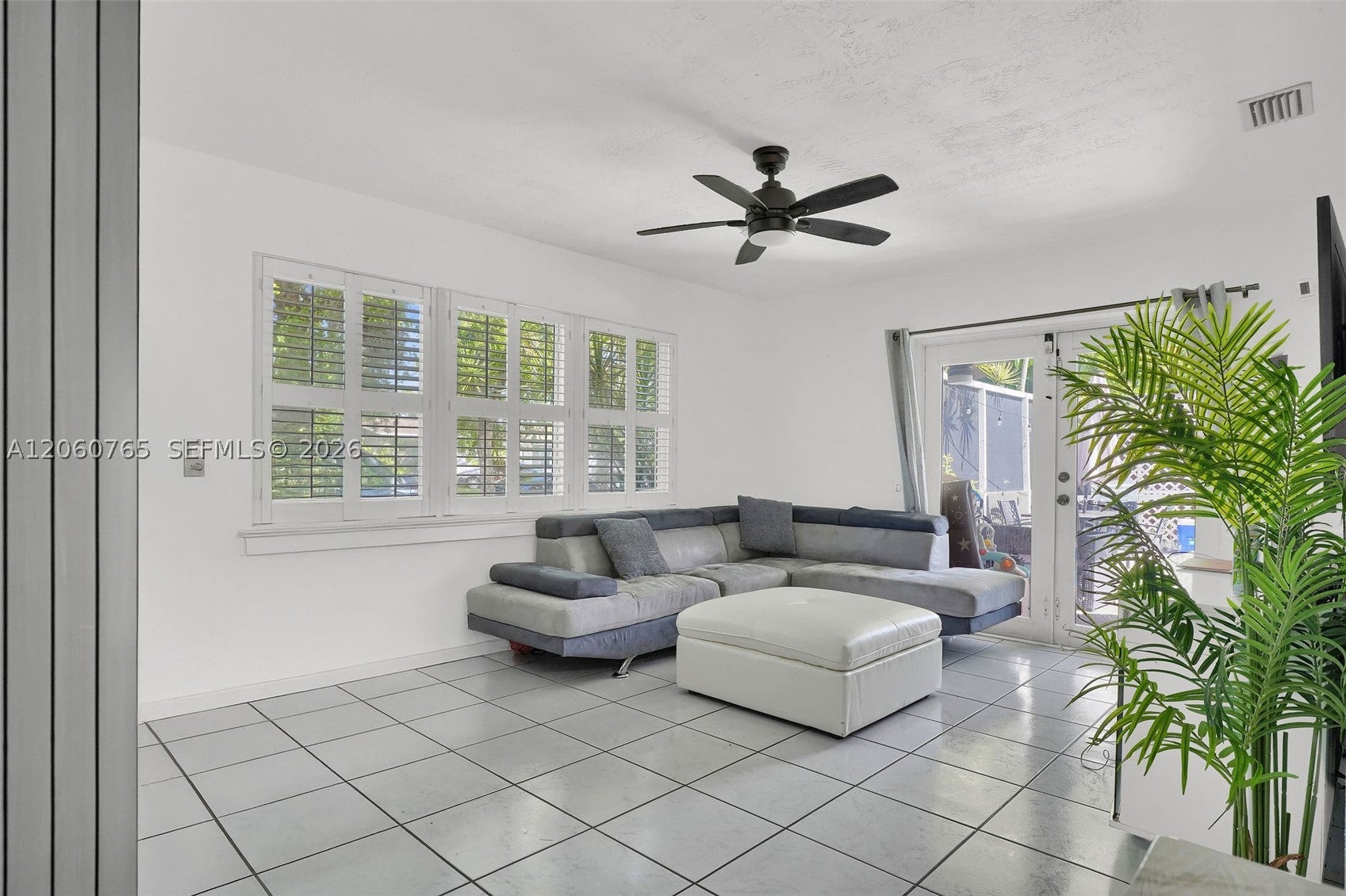 201 N 68th Way, Hollywood FL 33024