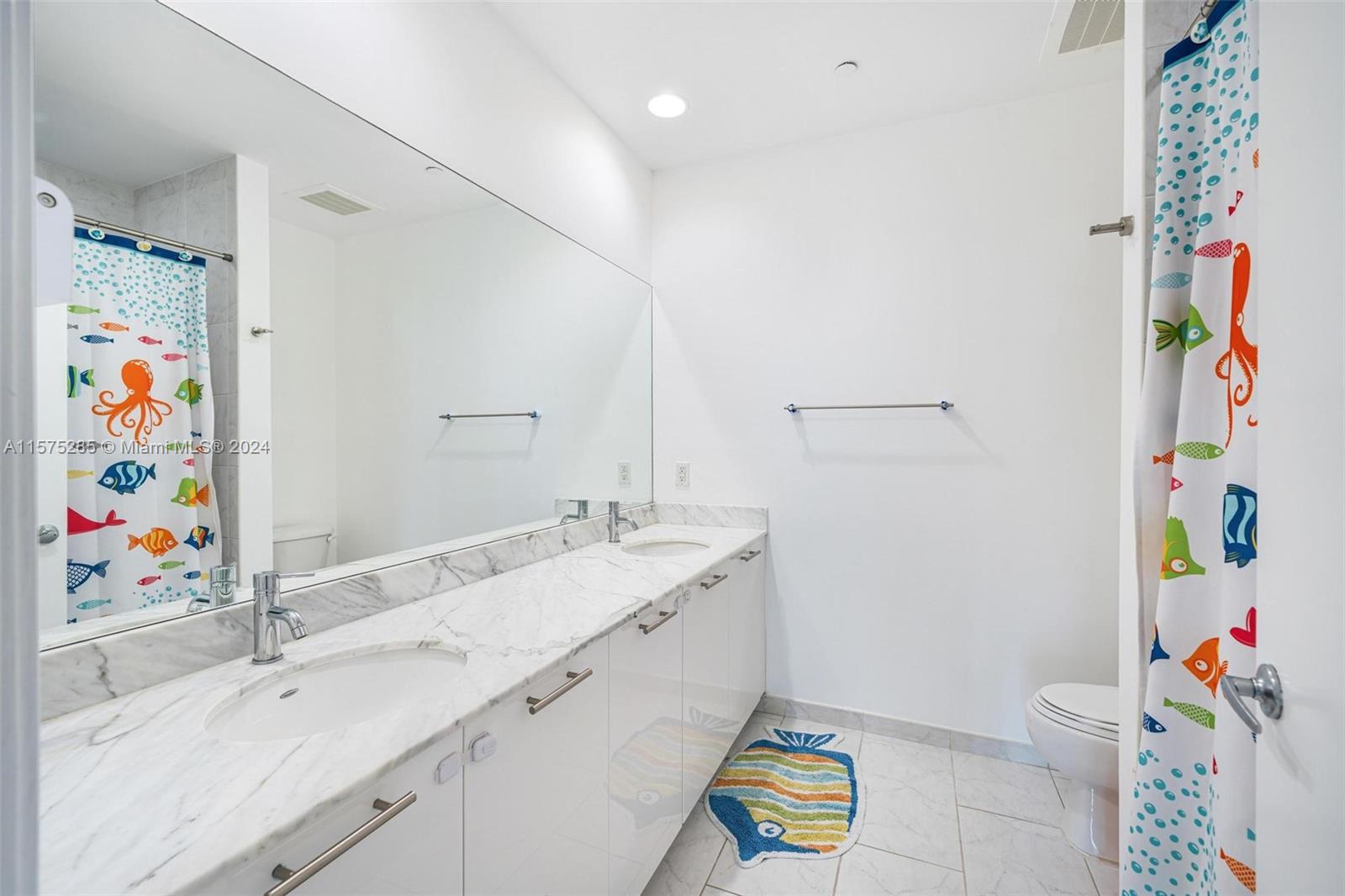 THE PLAZA 901 BRICKELL CO - Residential