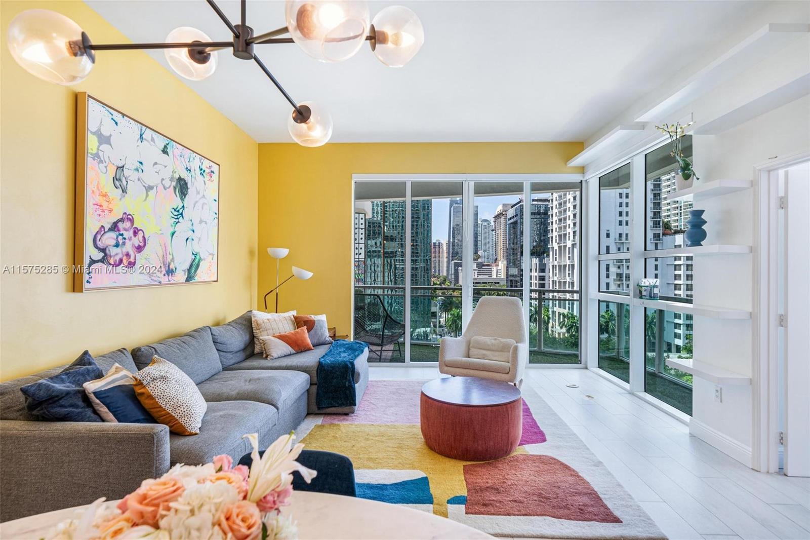 THE PLAZA 901 BRICKELL CO - Residential