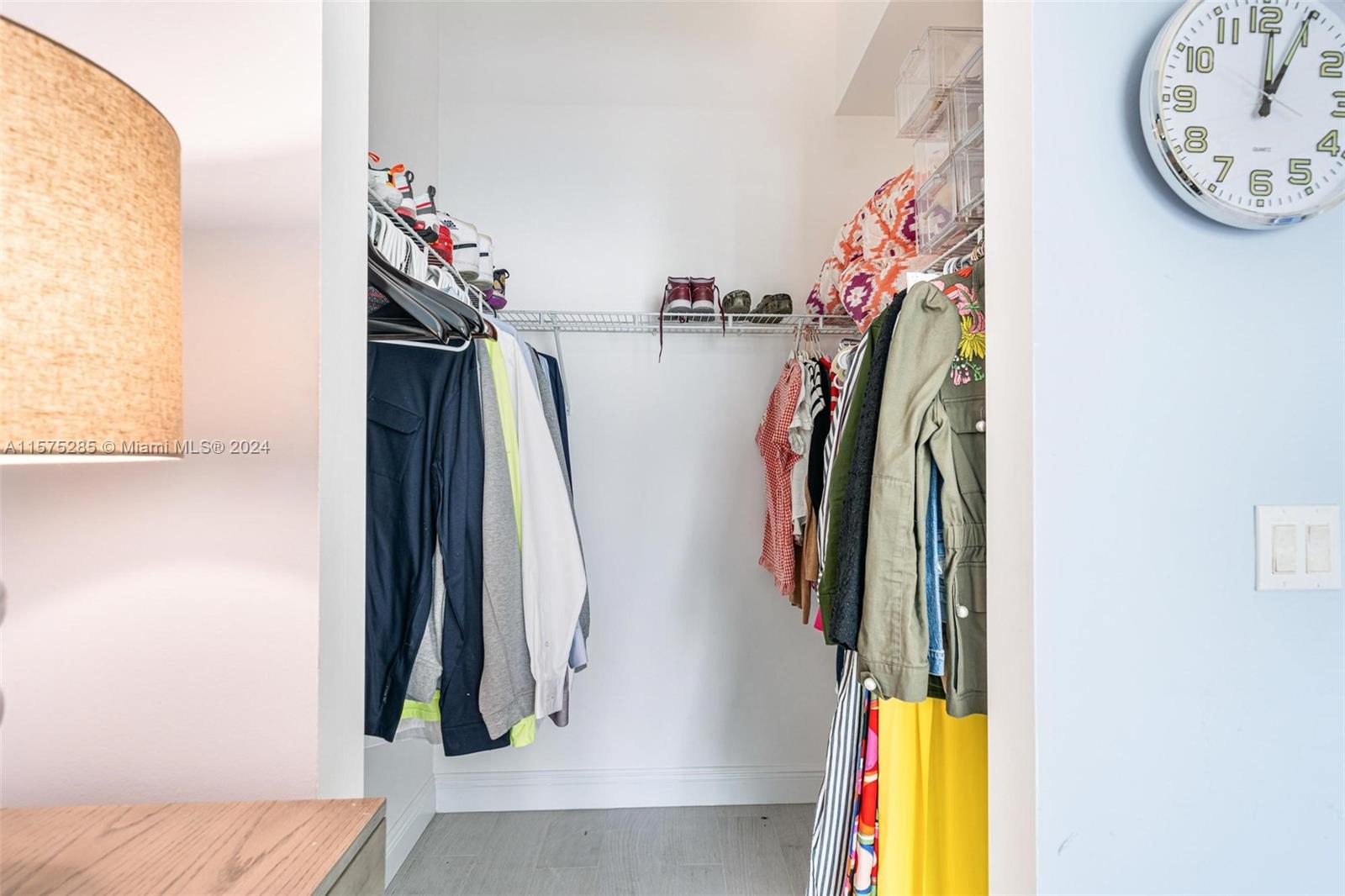 THE PLAZA 901 BRICKELL CO - Residential