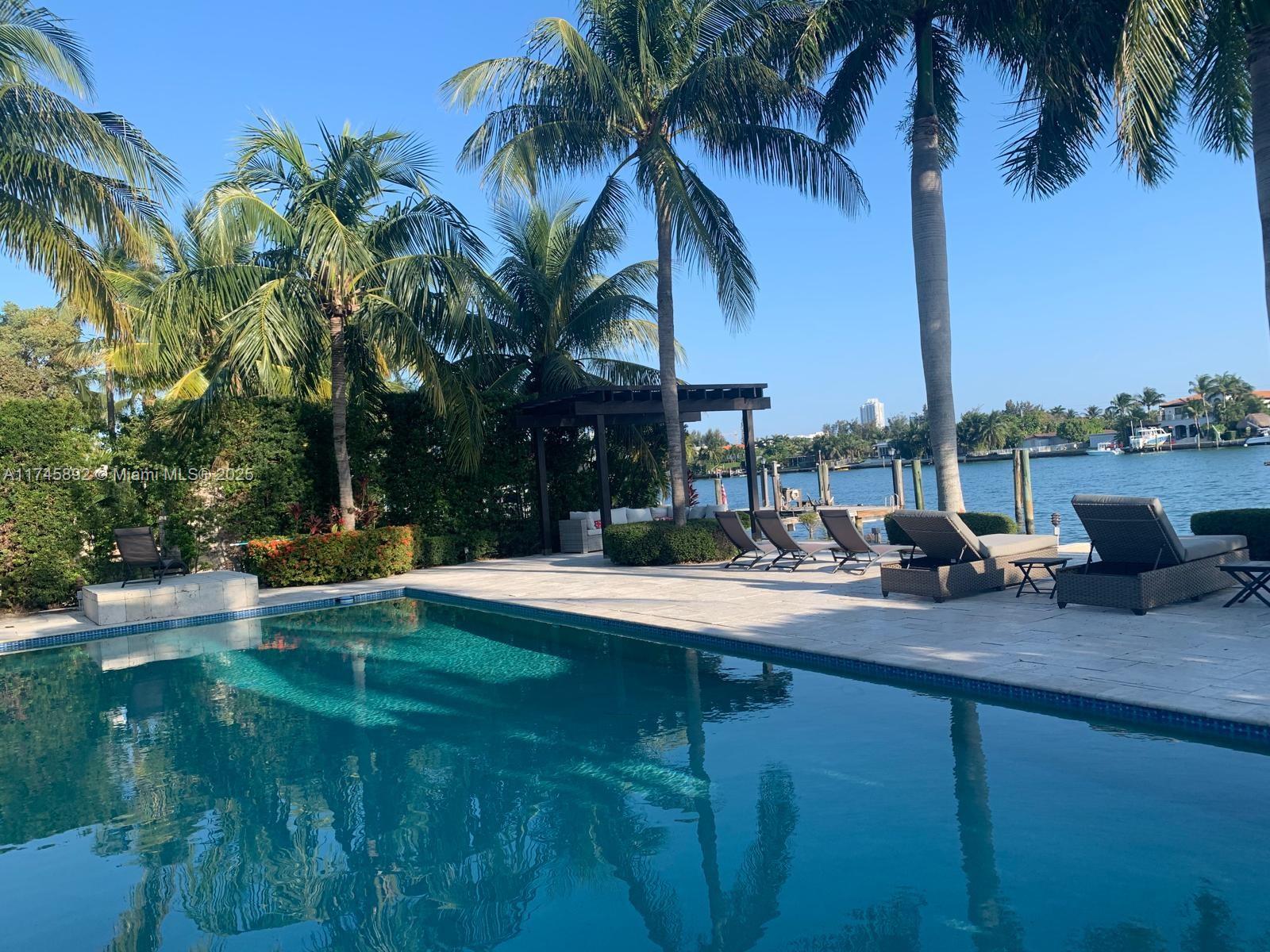 BISCAYNE POINT - Residential