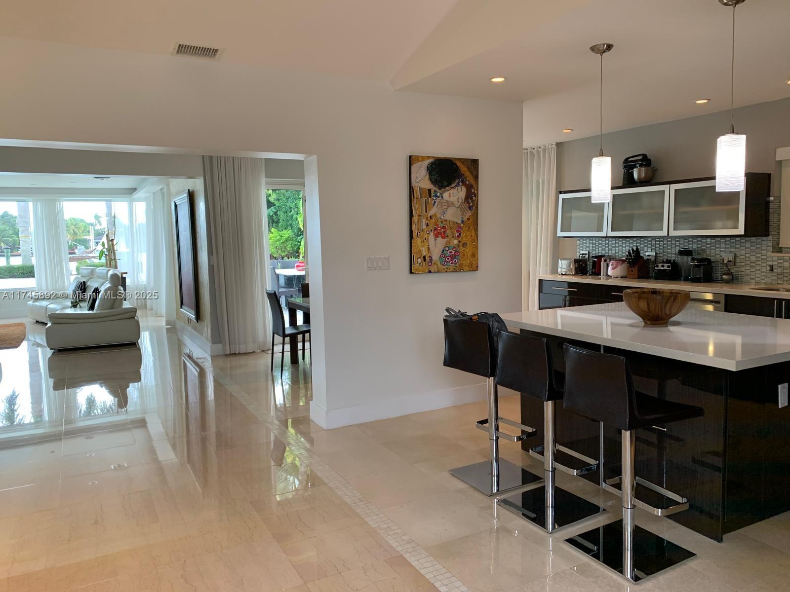 BISCAYNE POINT - Residential