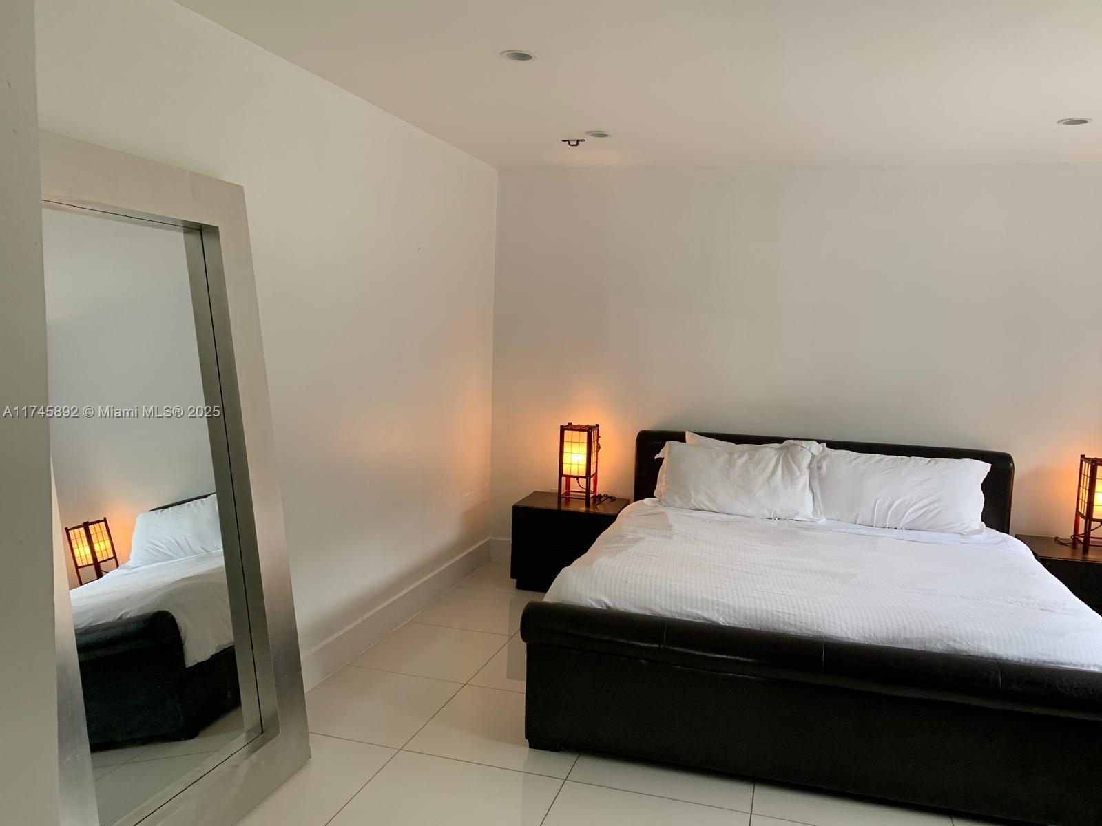 BISCAYNE POINT - Residential